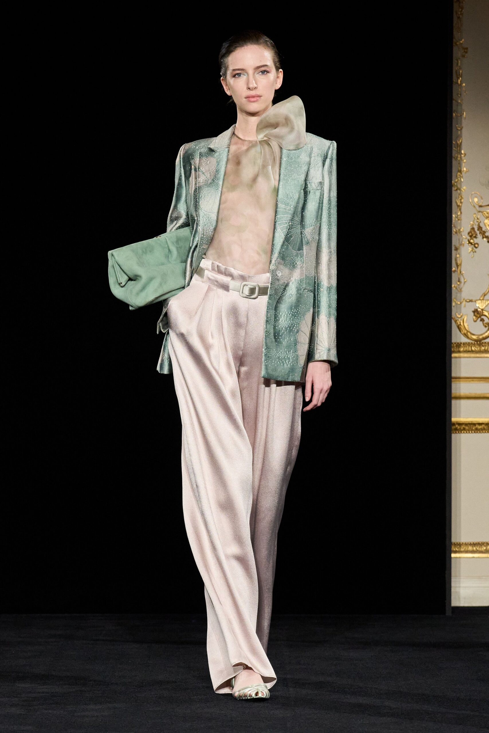 green silk long-sleeve collared tailored printed blazer