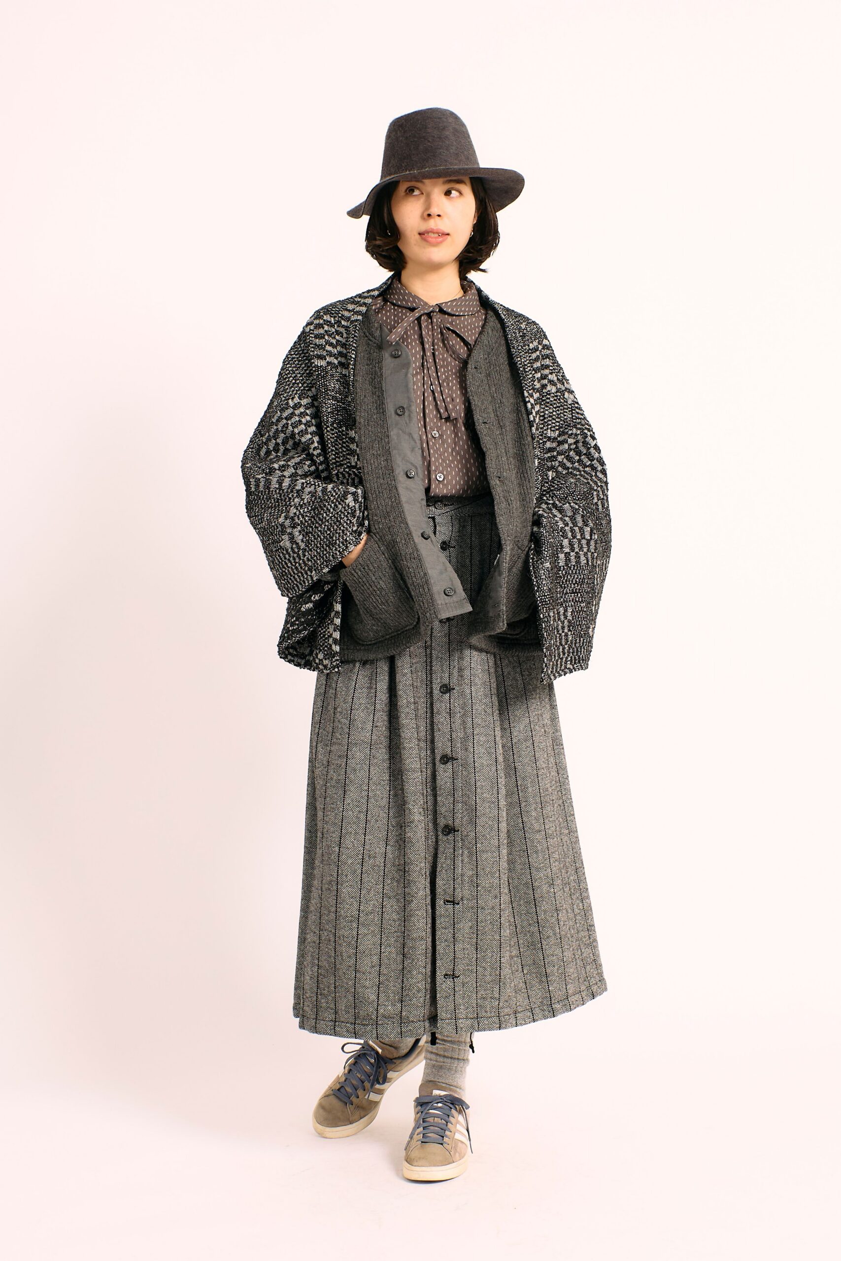 gray wool fitted buttoned maxi skirt