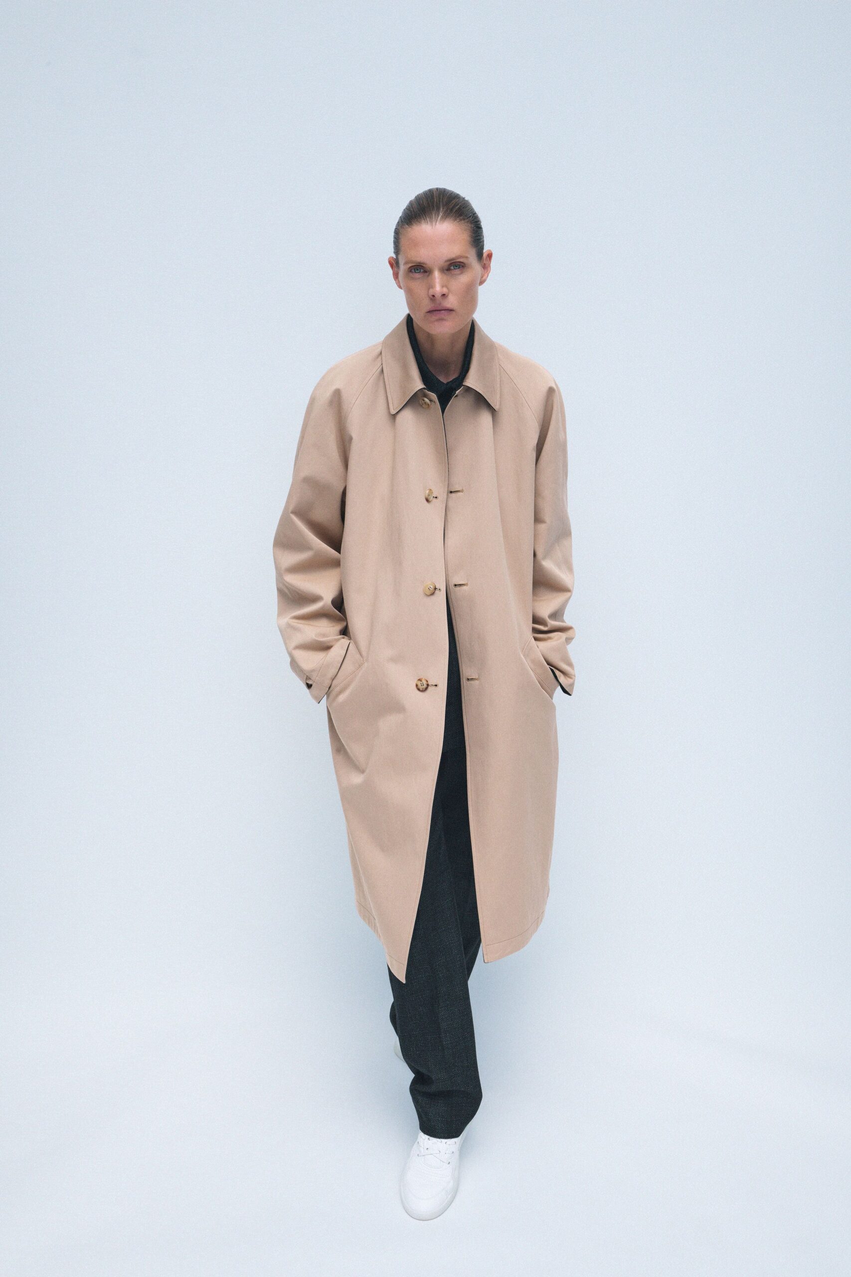 beige cotton long-sleeve collared oversized buttoned coat