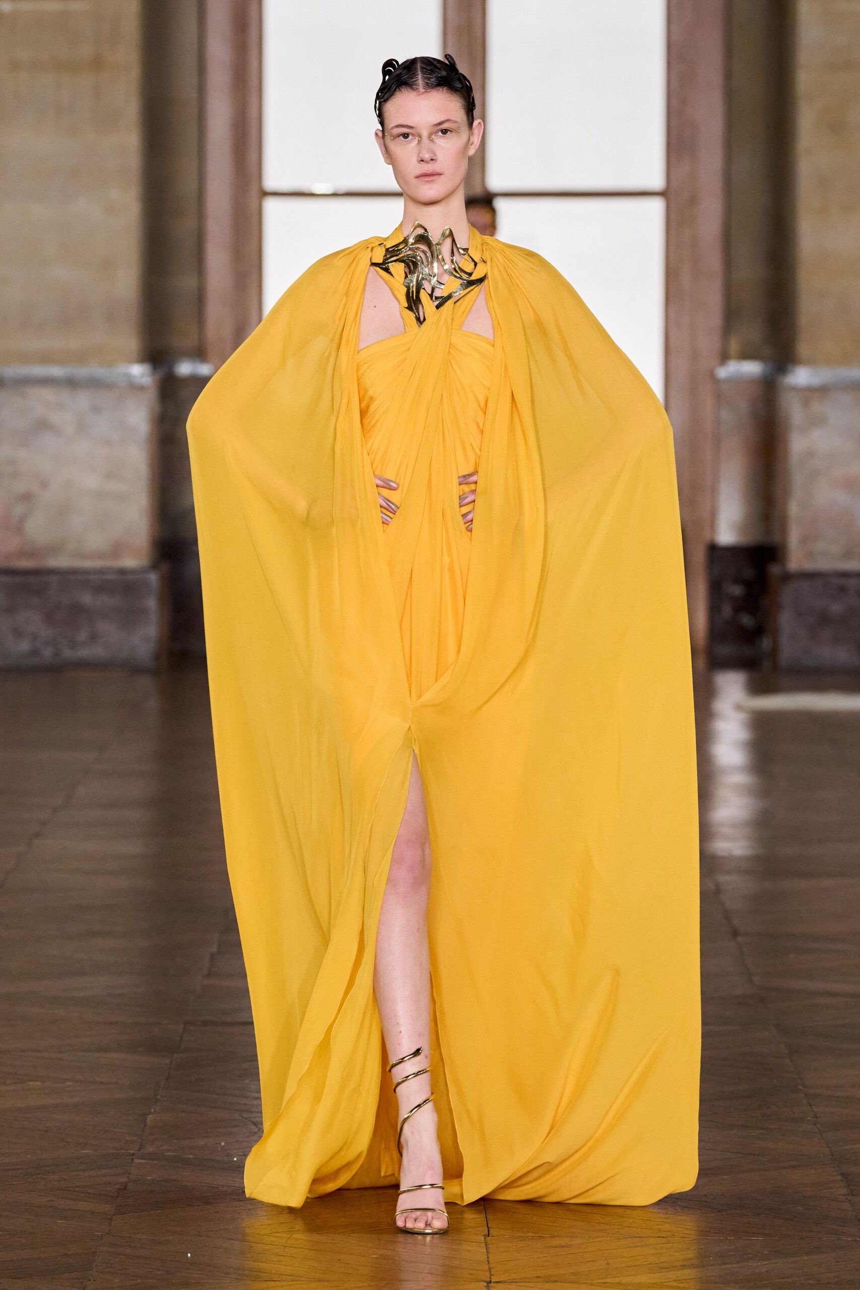 yellow chiffon sleeveless v-neck fitted draped flowing gown