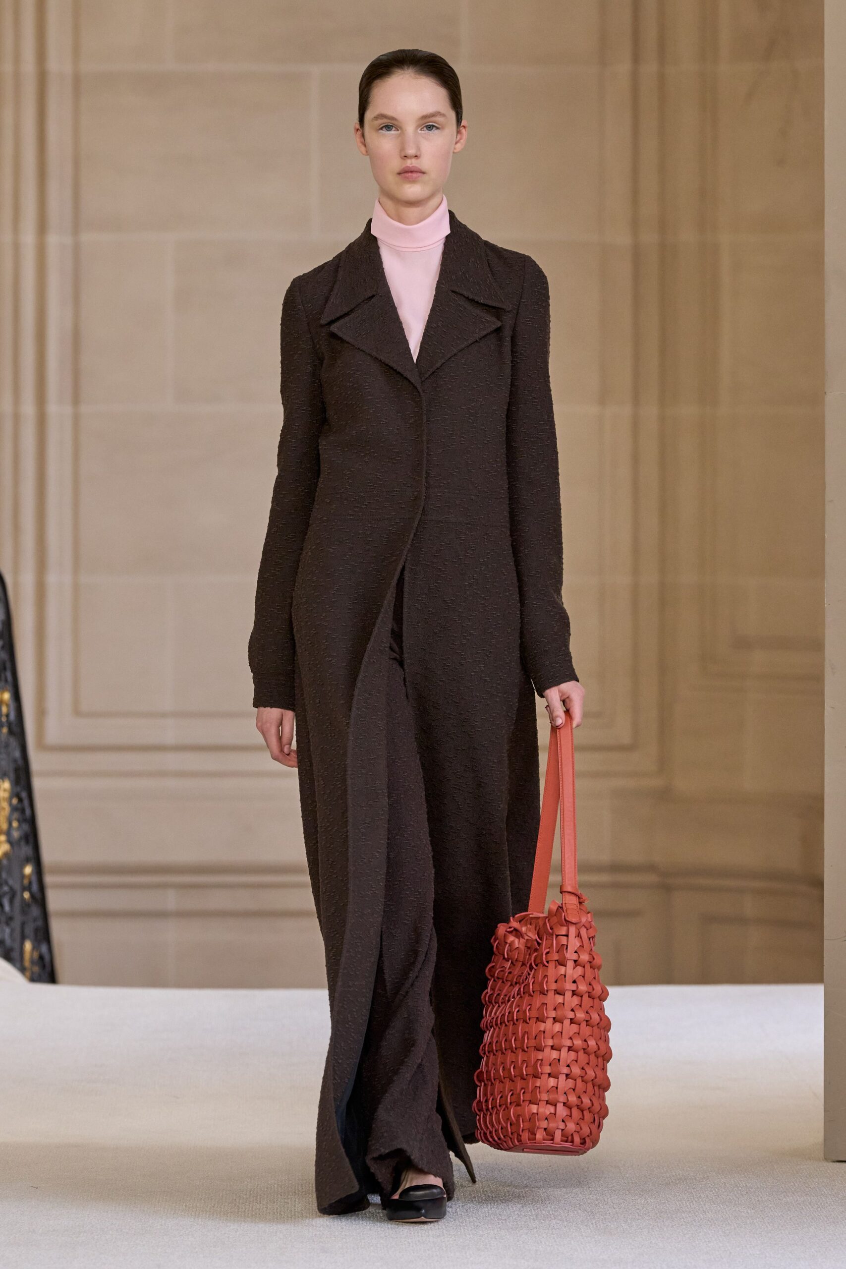 brown wool long-sleeve collared fitted zippered maxi coat