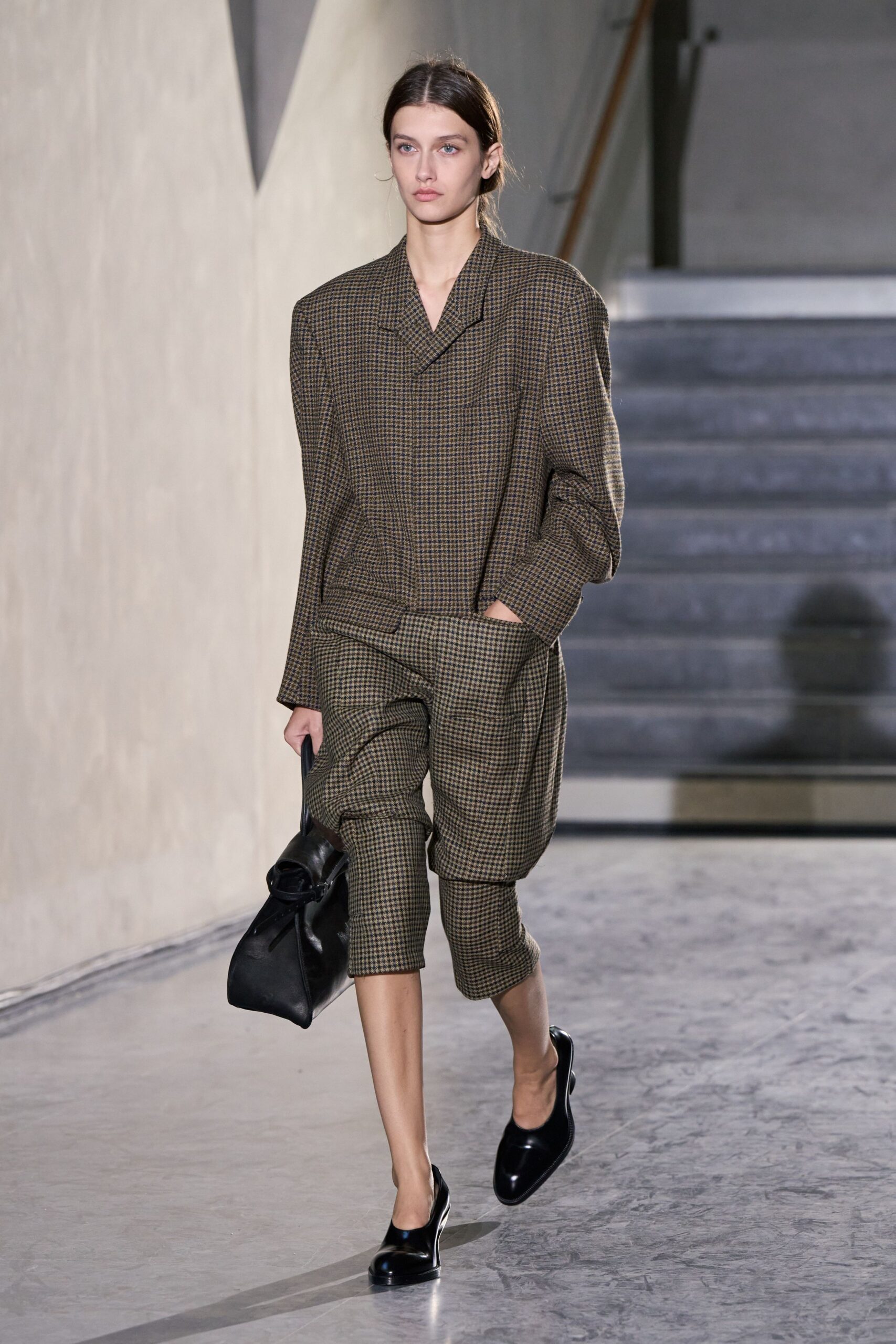 oversized brown checked blazer