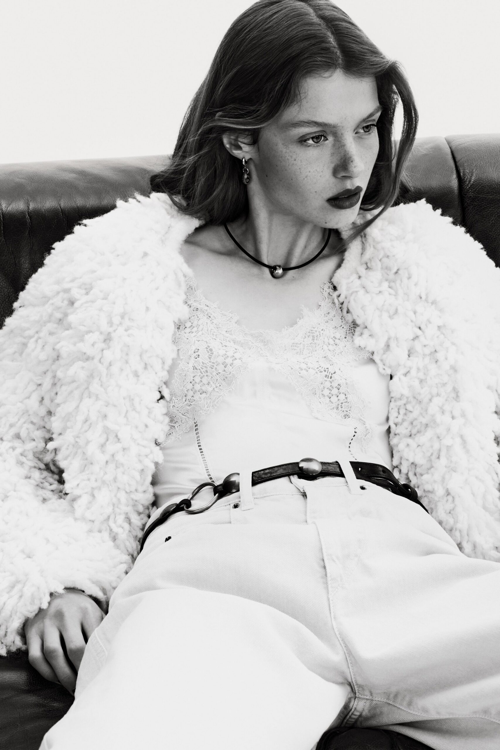 white fur long-sleeve relaxed textured coat