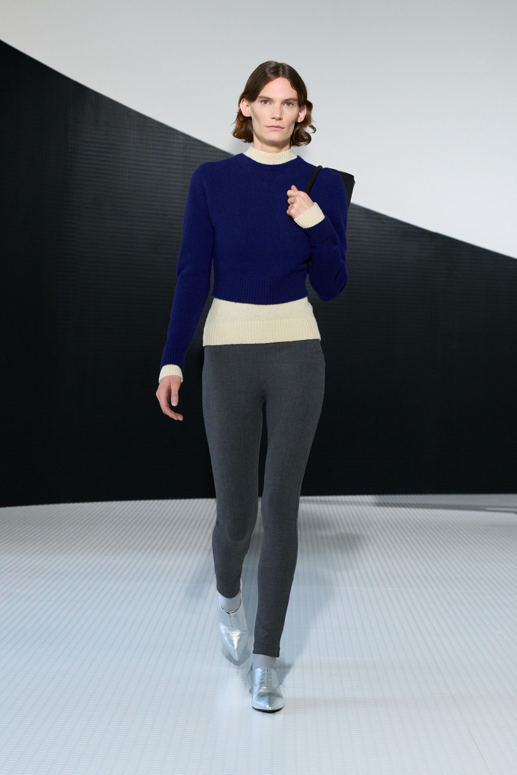 gray cotton fitted leggings