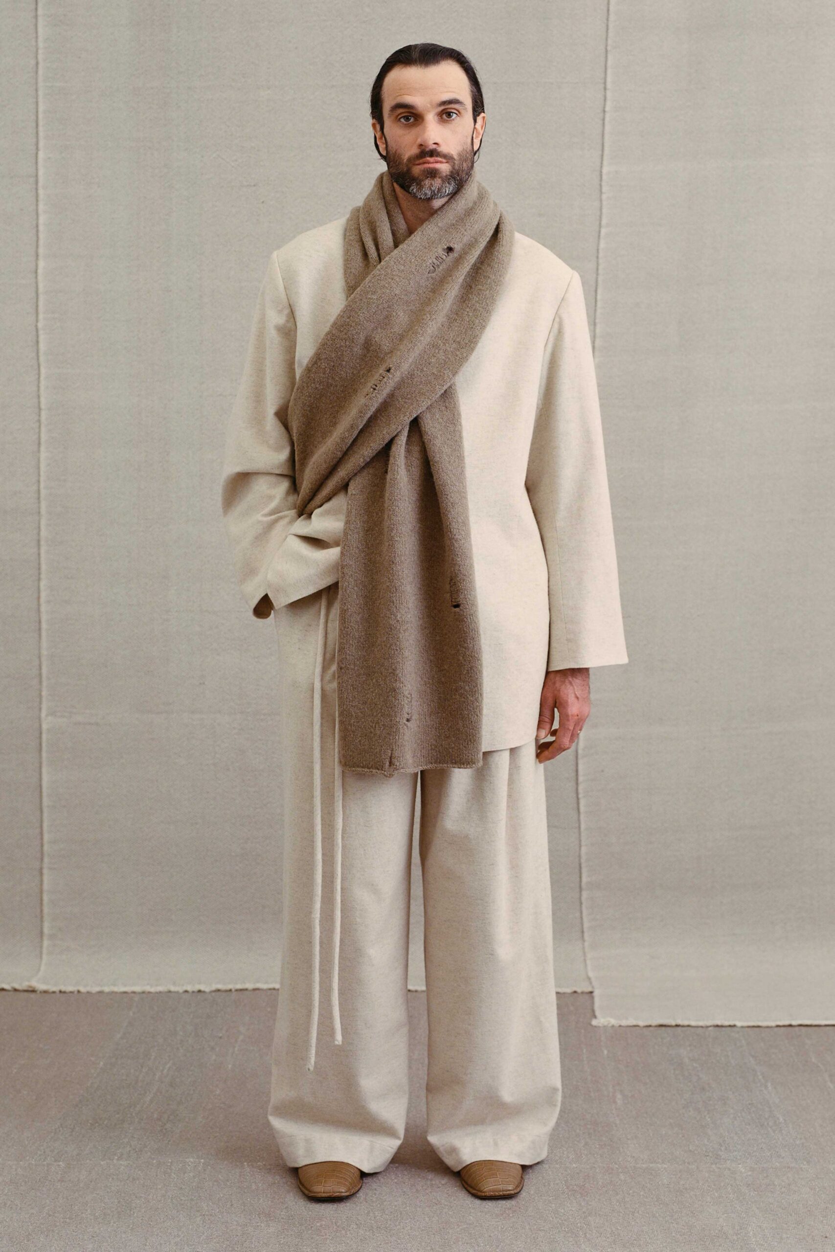 beige cotton long-sleeve collared relaxed buttoned suit