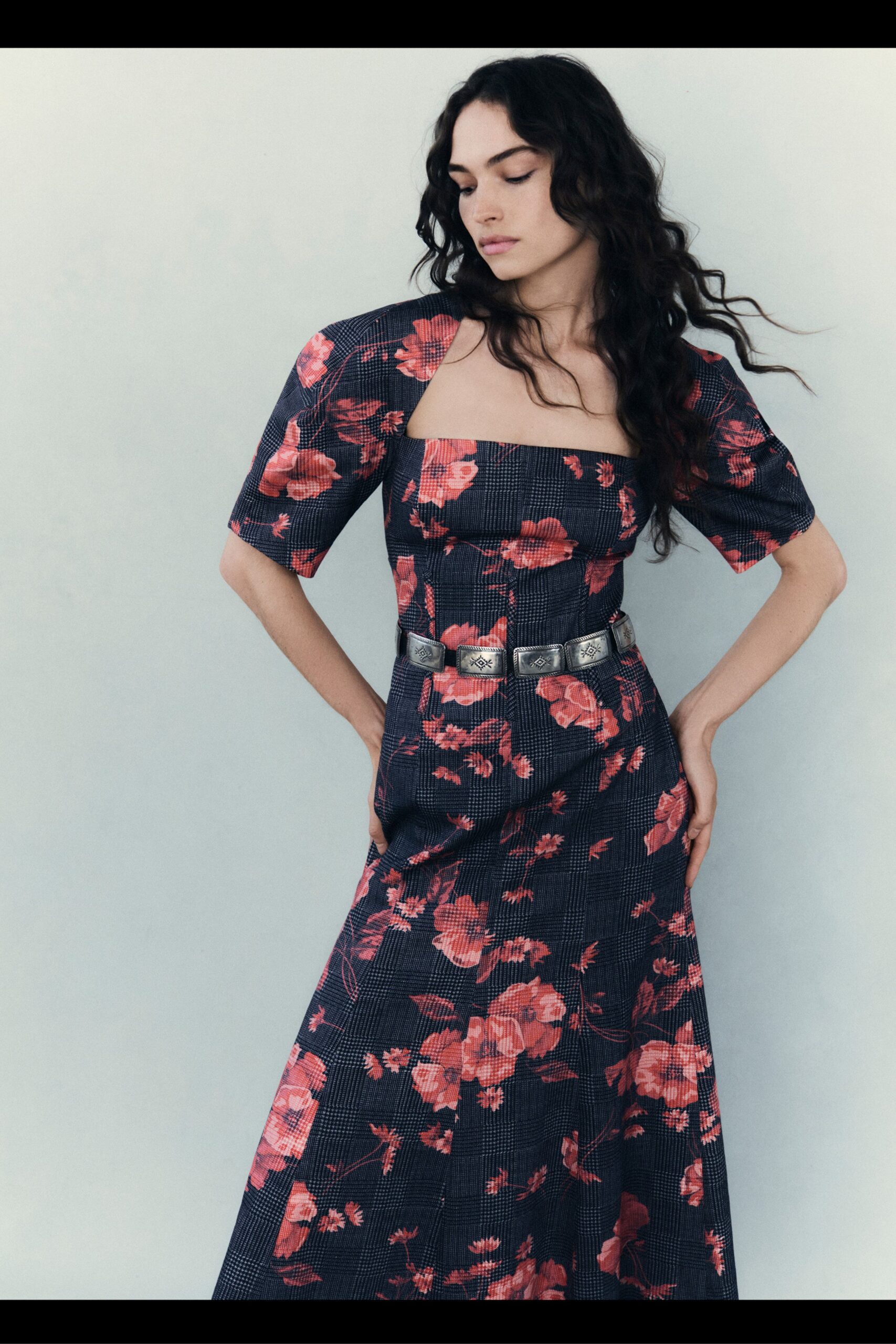 blue cotton short-sleeve square-neck fitted floral pencil dress