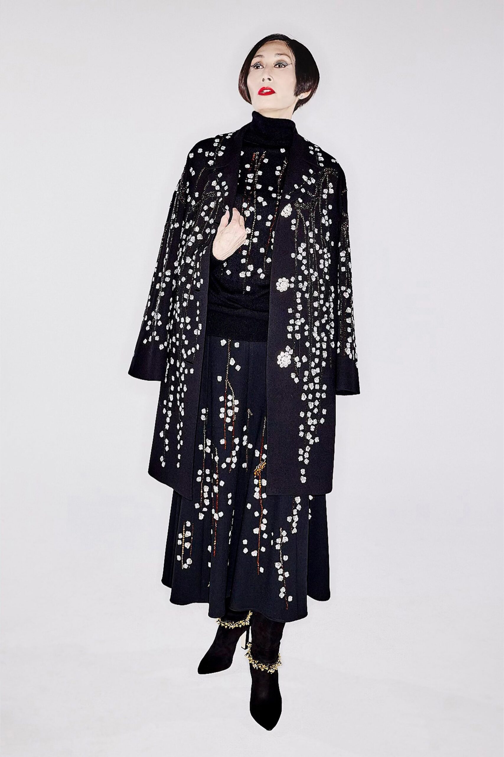 black wool long-sleeve collared relaxed embroidered maxi coat