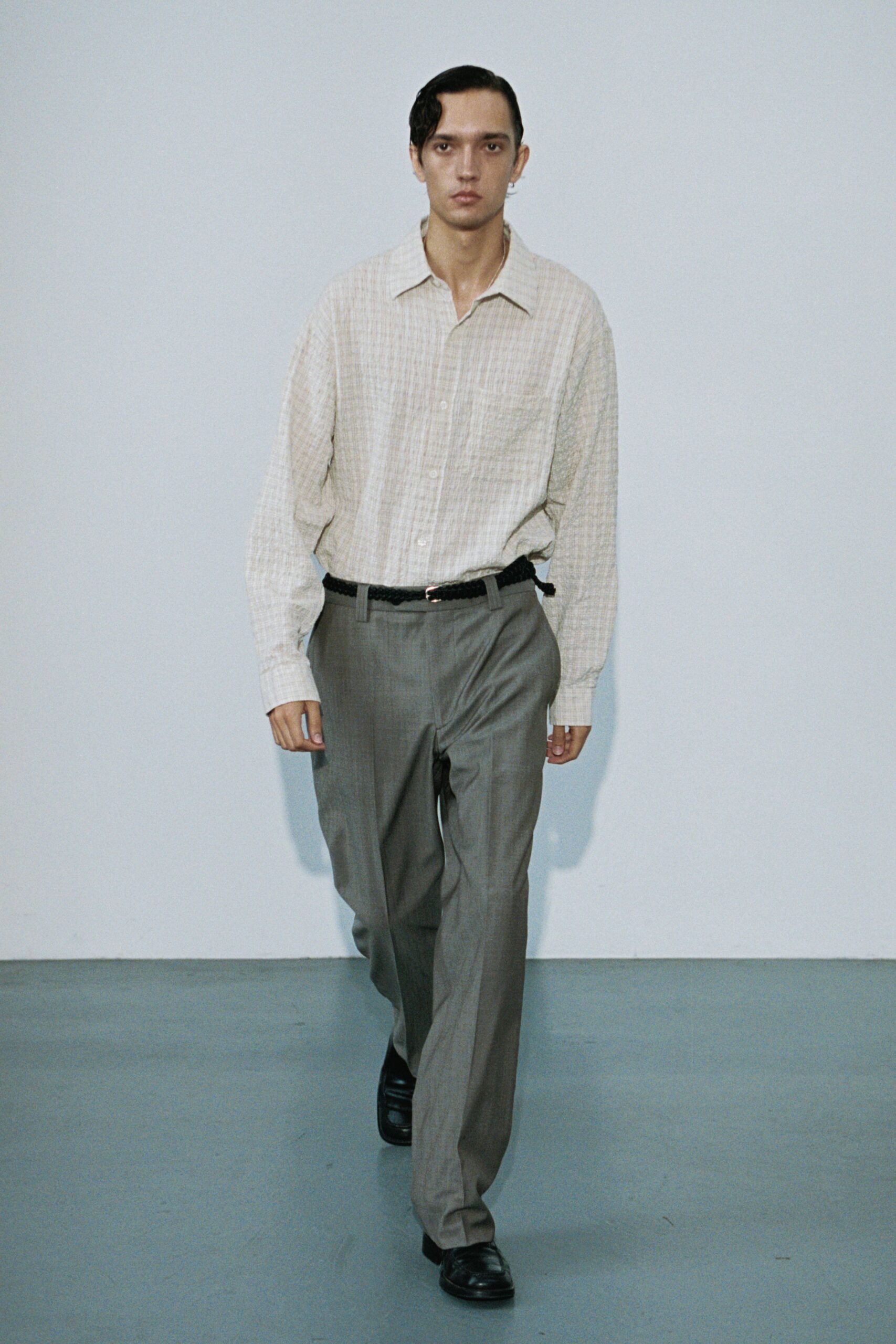 beige checked shirt gray pants