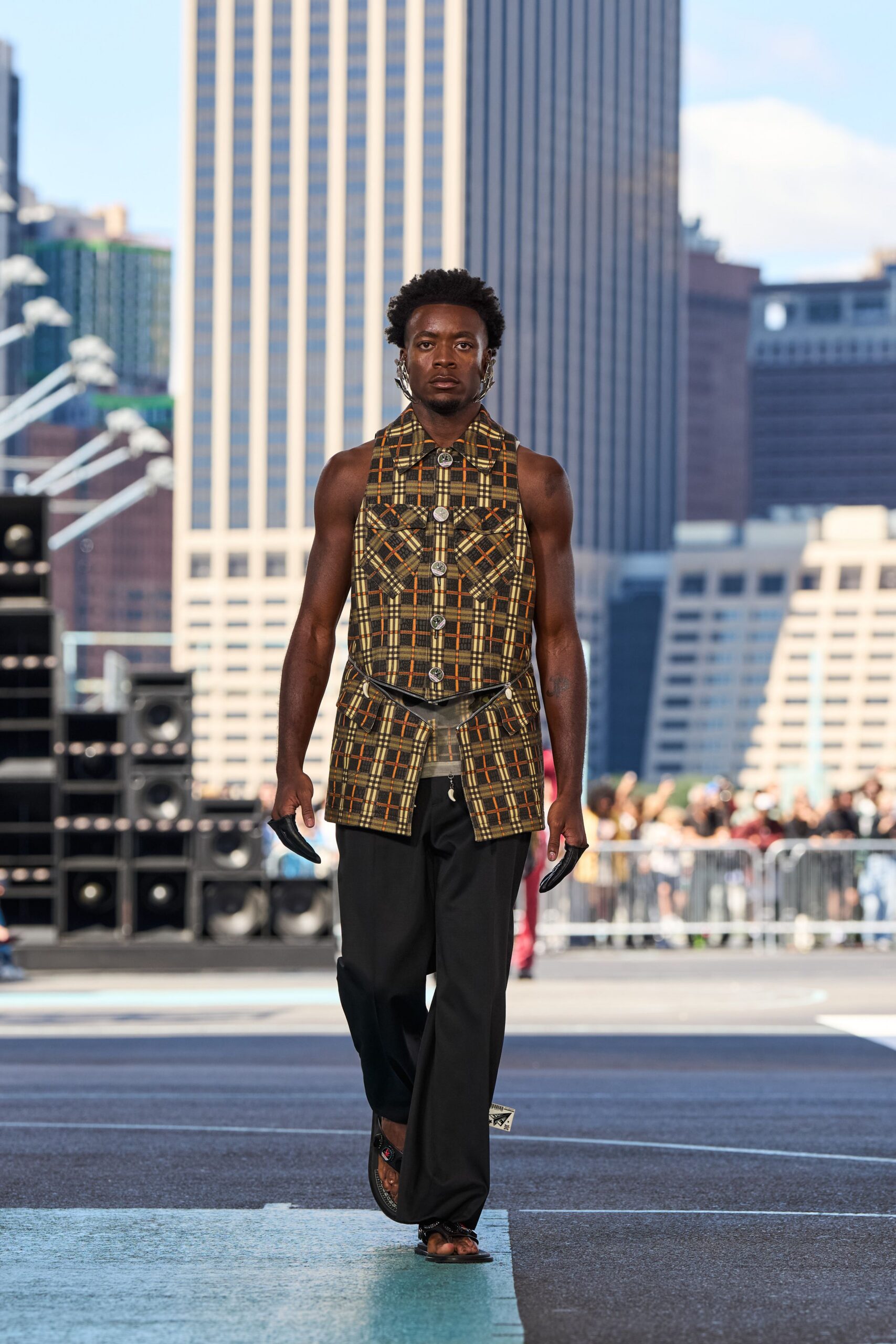 multi cotton sleeveless collared fitted buttoned printed shirt