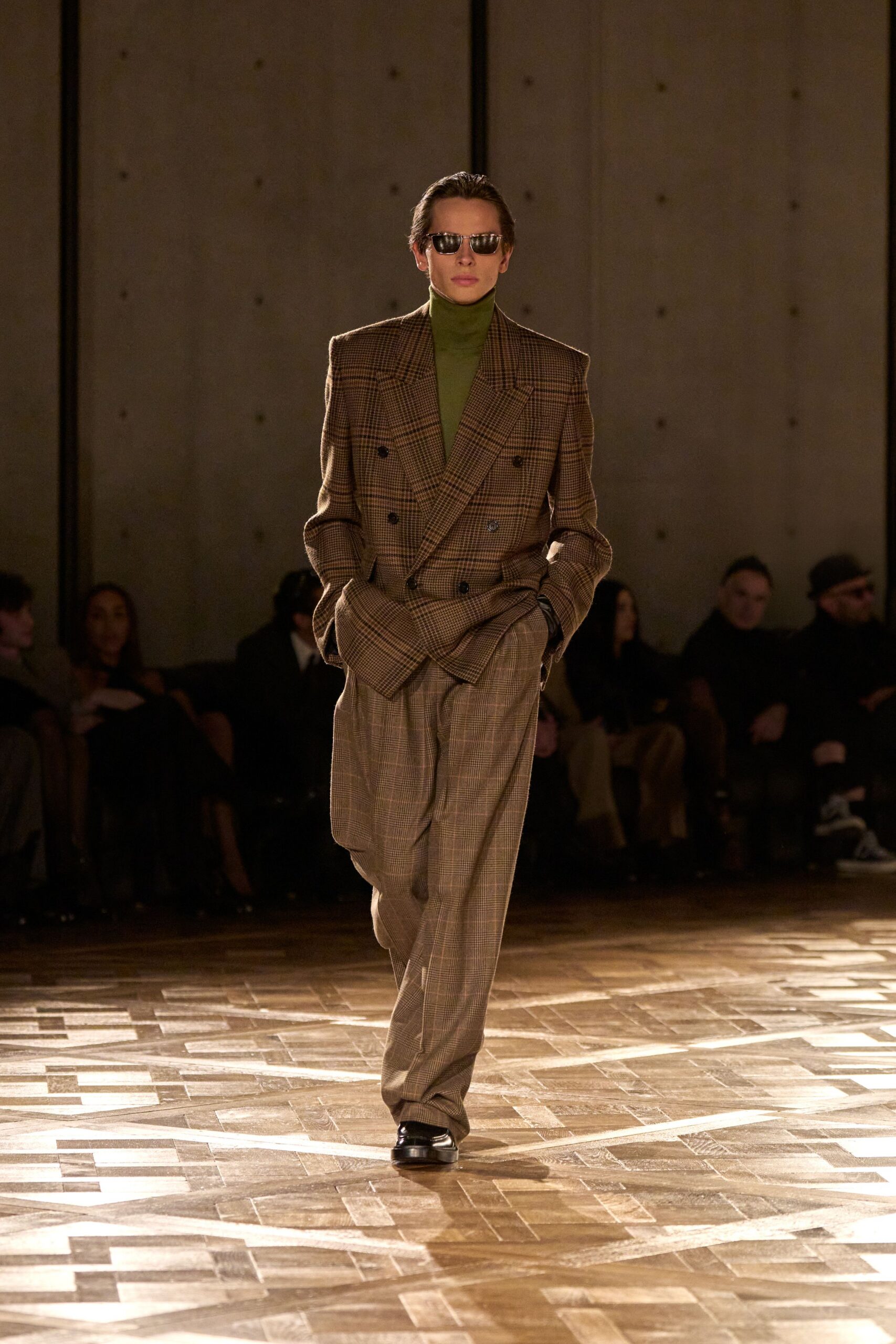 brown wool long-sleeve collared tailored checked suit