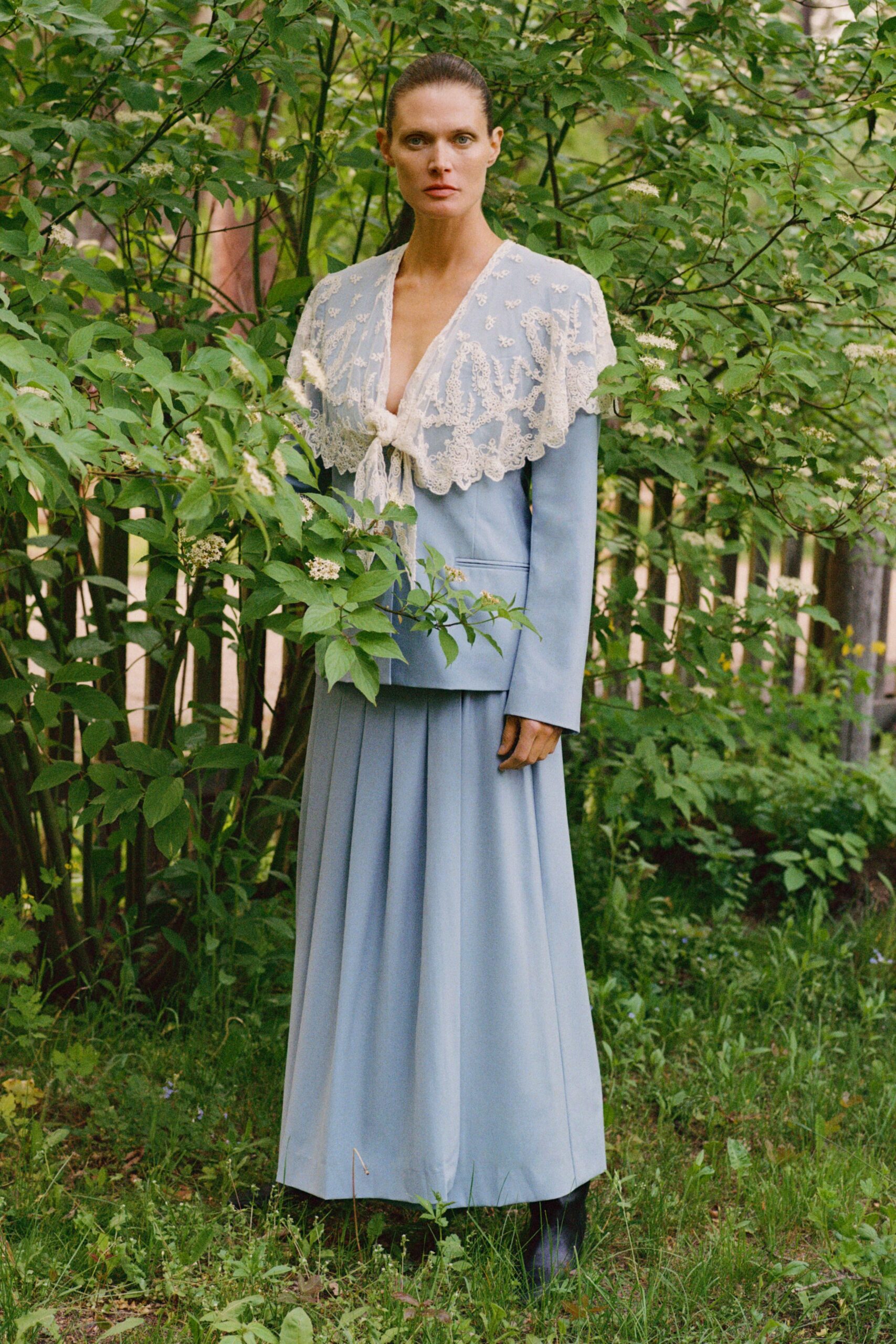 blue silk long-sleeve v-neck fitted pleated embroidered blazer