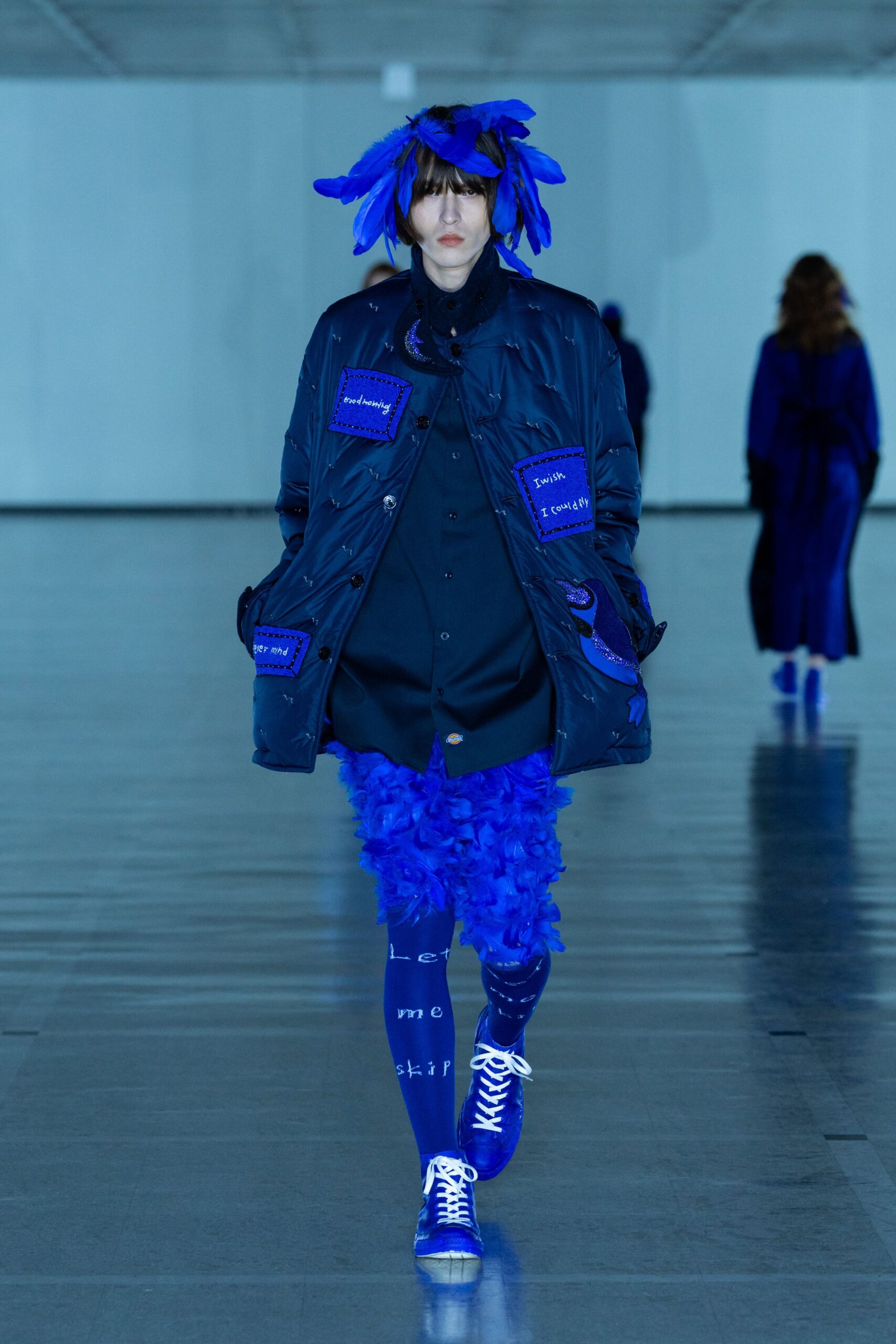 blue jersey long-sleeve collared oversized zippered coat
