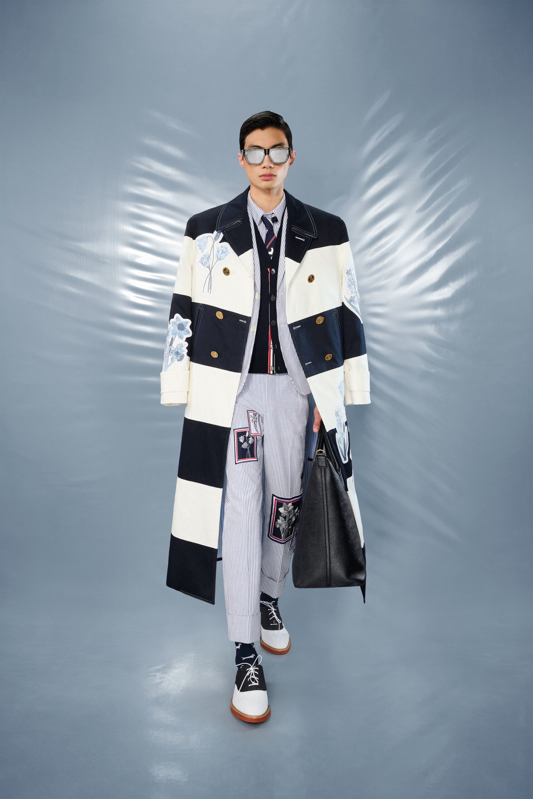black cotton long-sleeve collared structured color-blocked embroidered coat