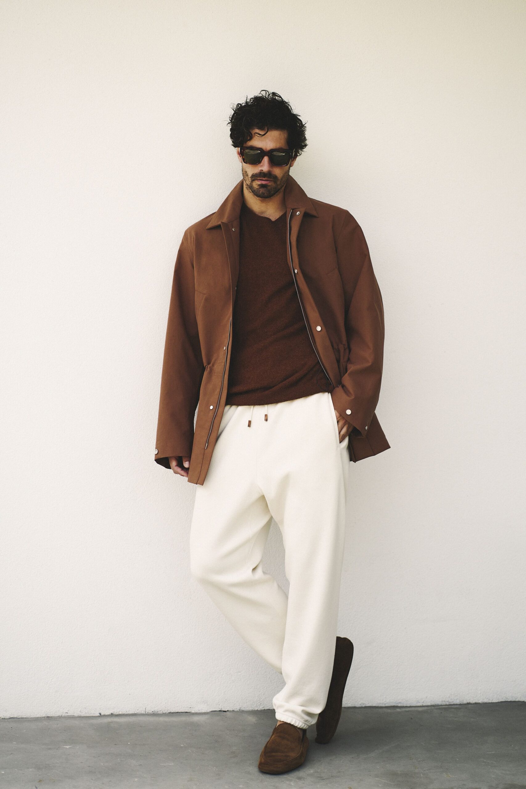 brown wool long-sleeve v-neck fitted sweater