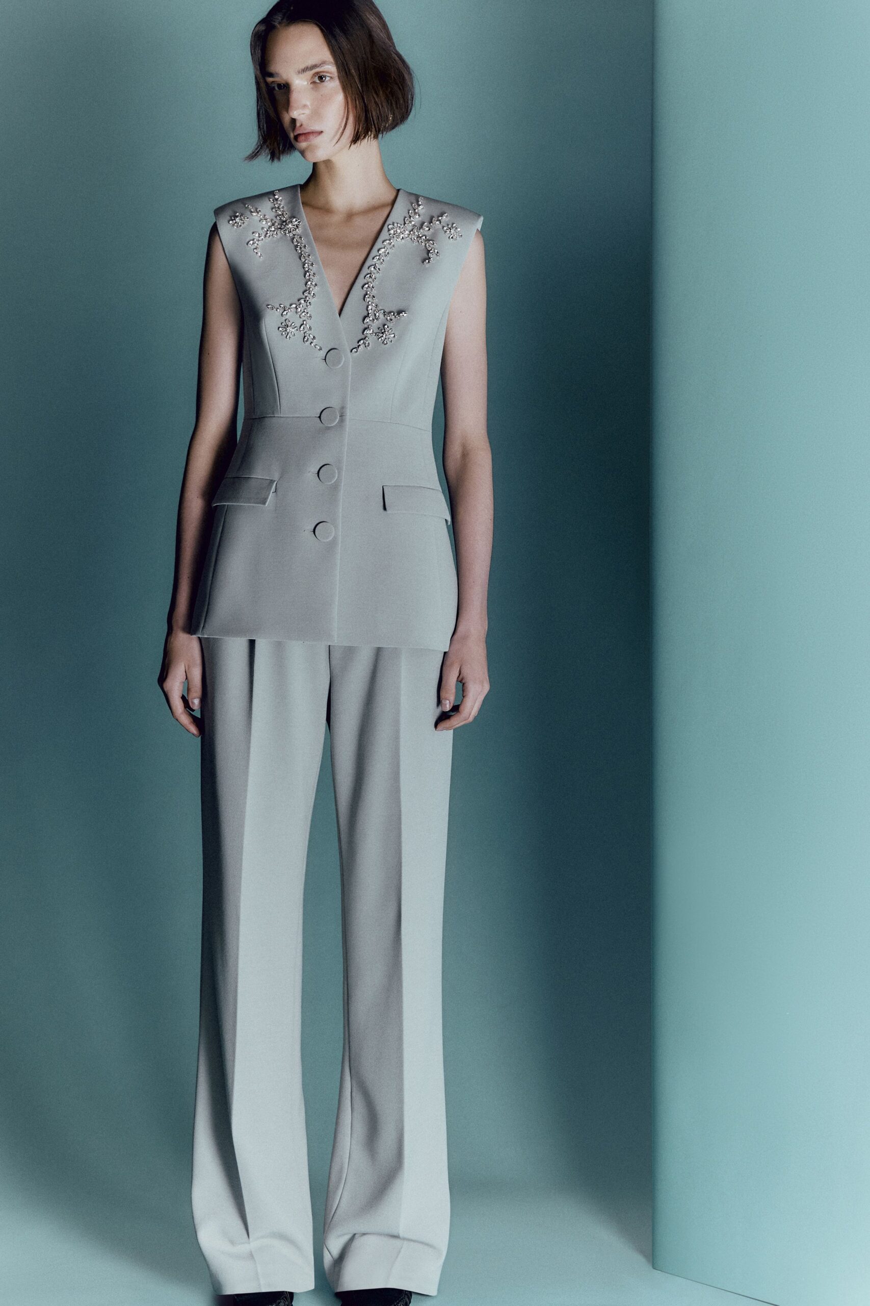 gray wool v-neck sleeveless tailored buttoned embroidered blazer