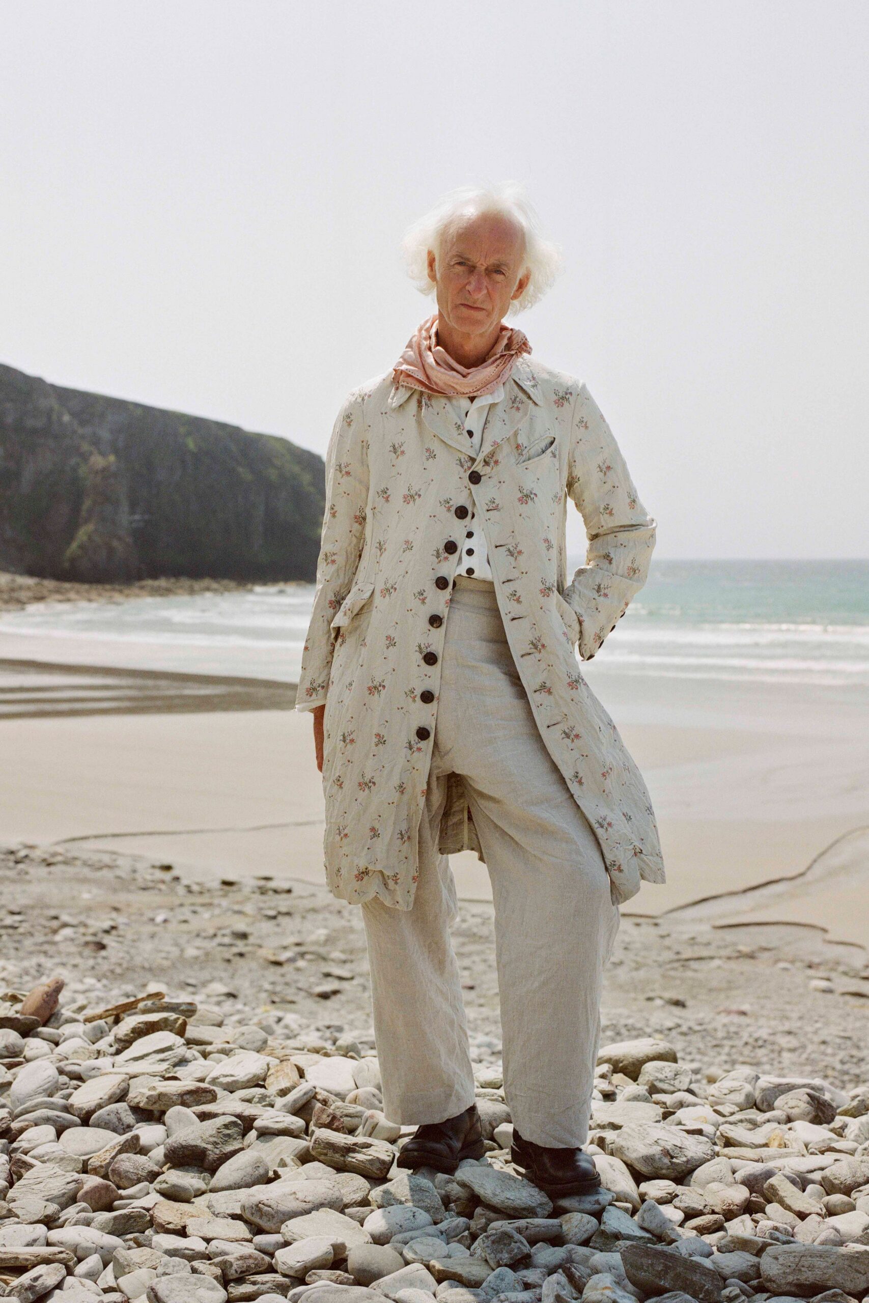 white cotton long-sleeve collared relaxed floral buttoned coat