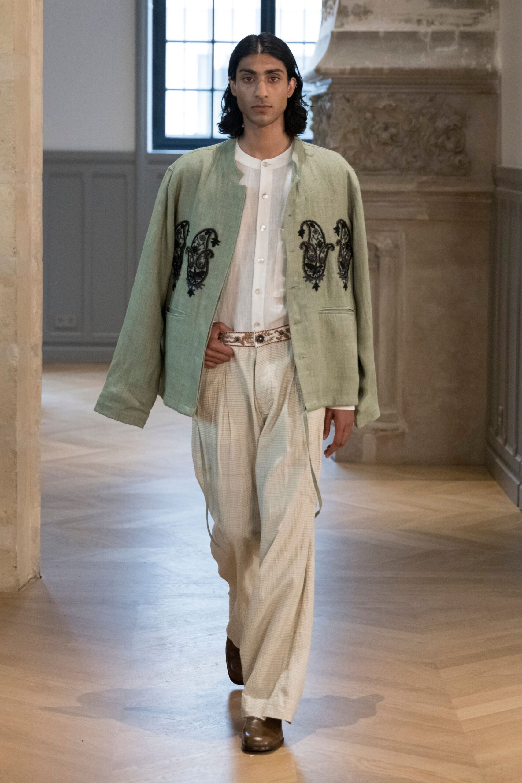 green linen long-sleeve collared relaxed embroidered jacket