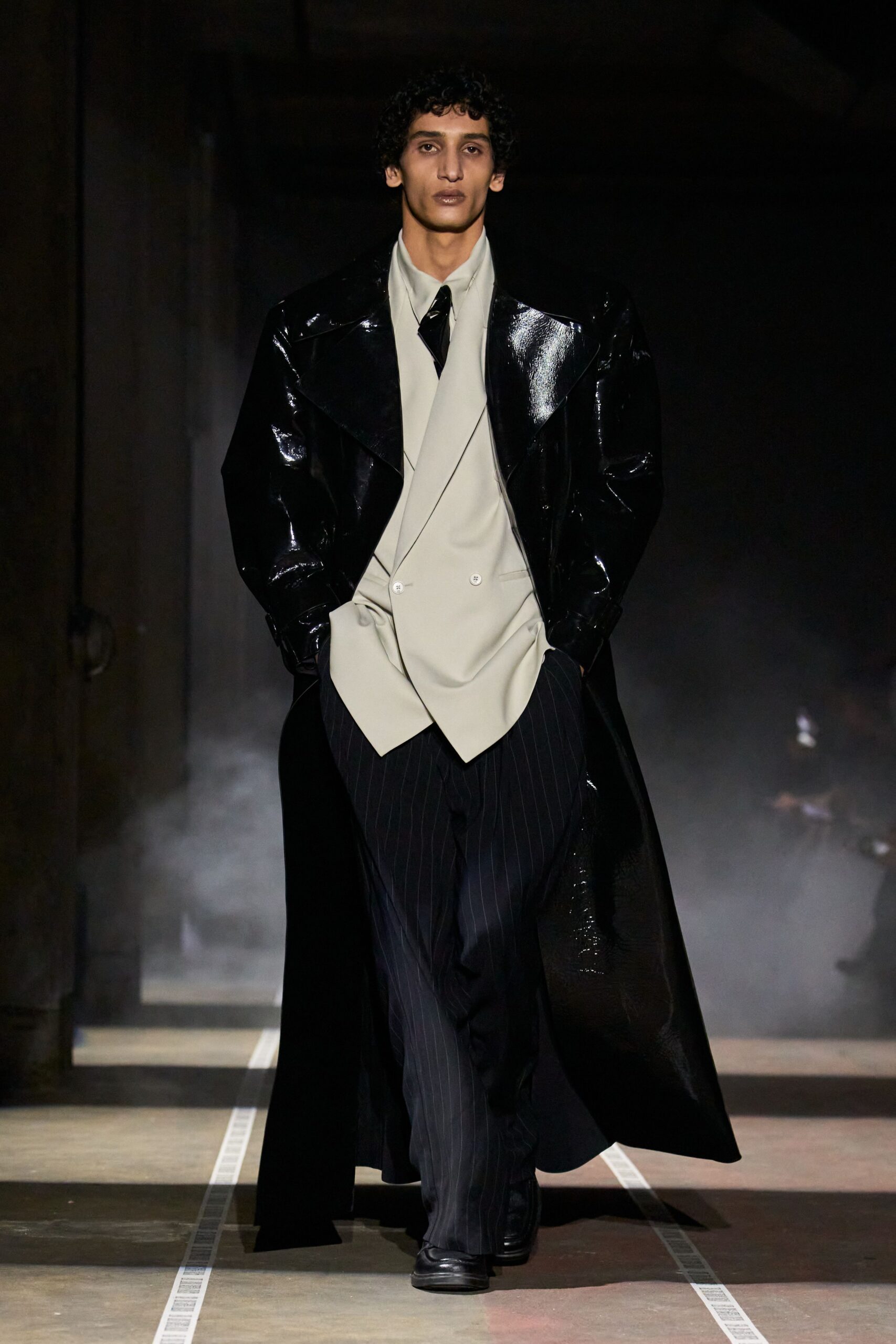 black vinyl long-sleeve double-breasted relaxed shiny coat