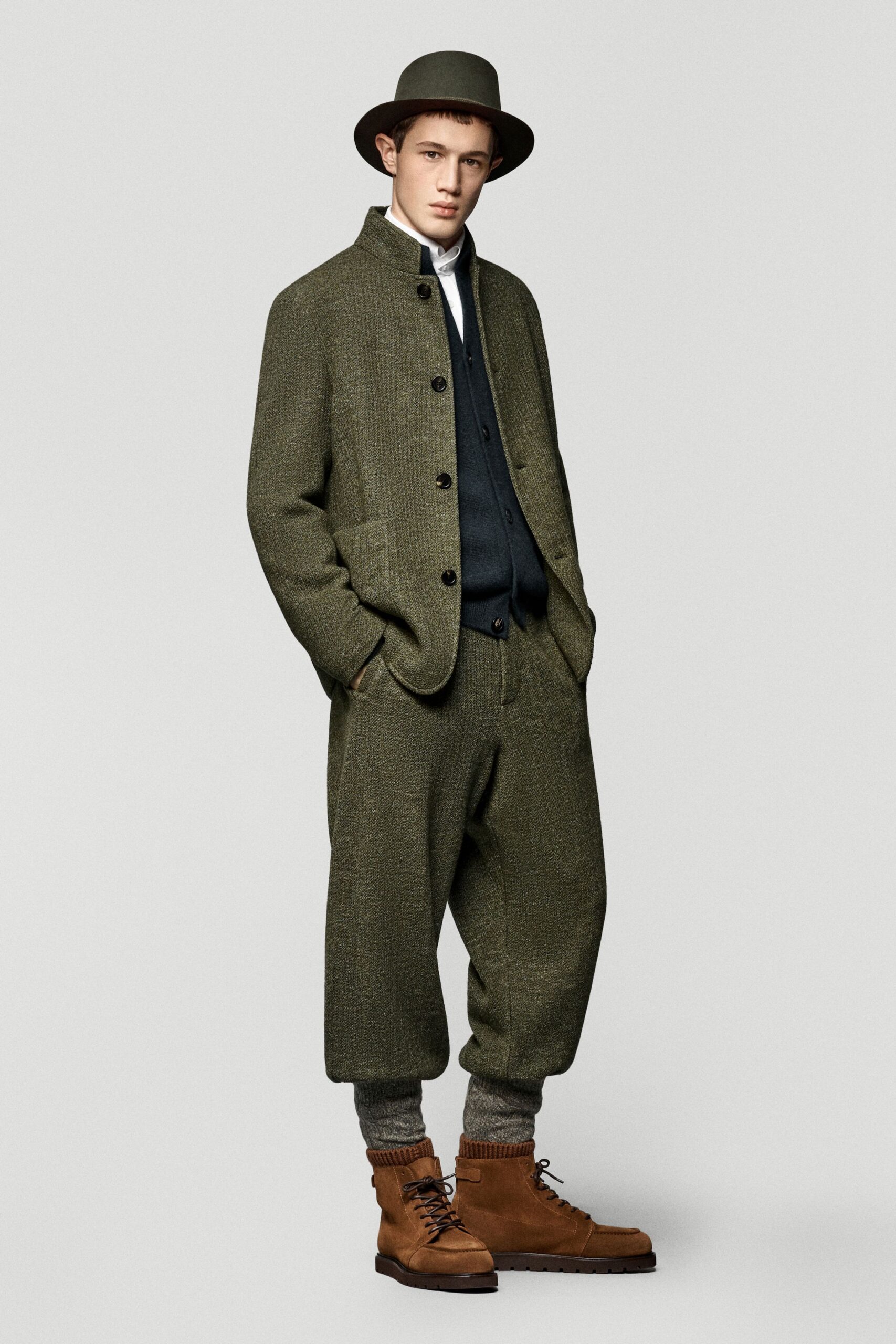 green wool relaxed pants