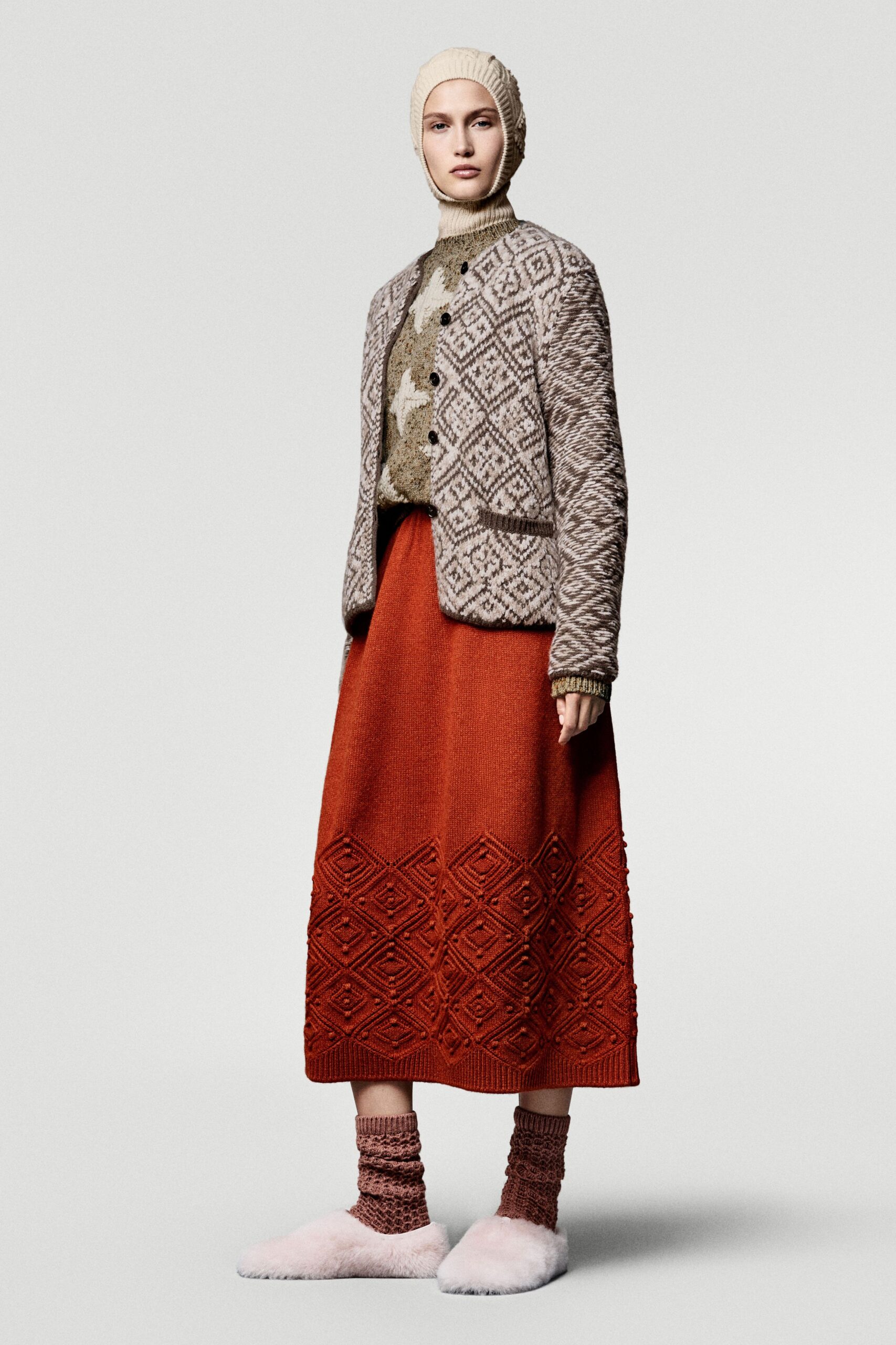 green wool long-sleeve collared relaxed printed sweater