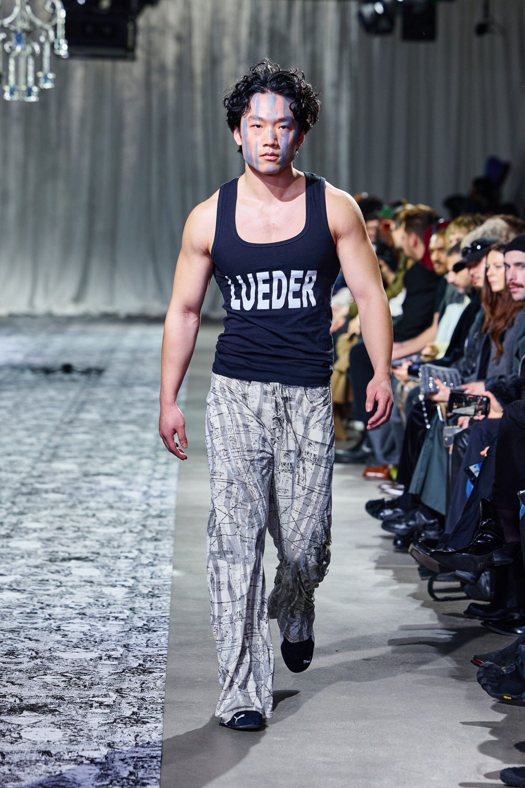 gray cotton relaxed printed pants