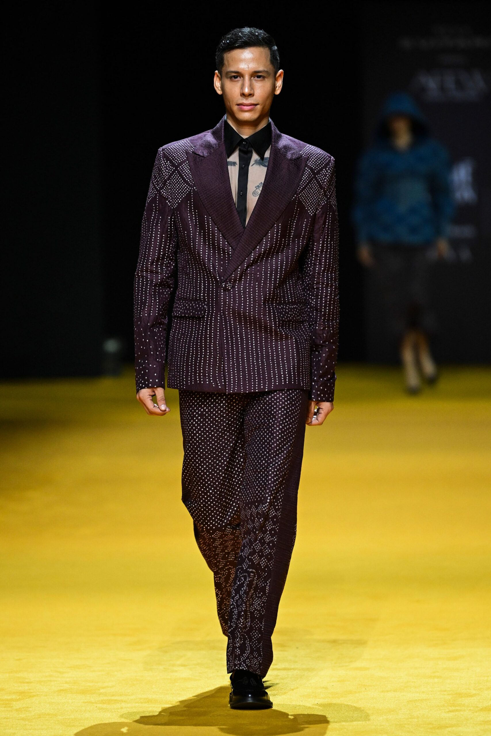 purple silk long-sleeve collared tailored embroidered buttoned suit