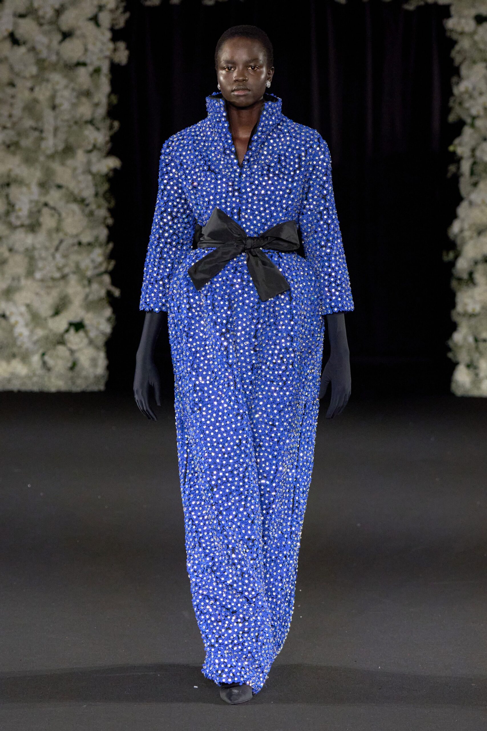 blue cotton long-sleeve collared relaxed belted printed dress