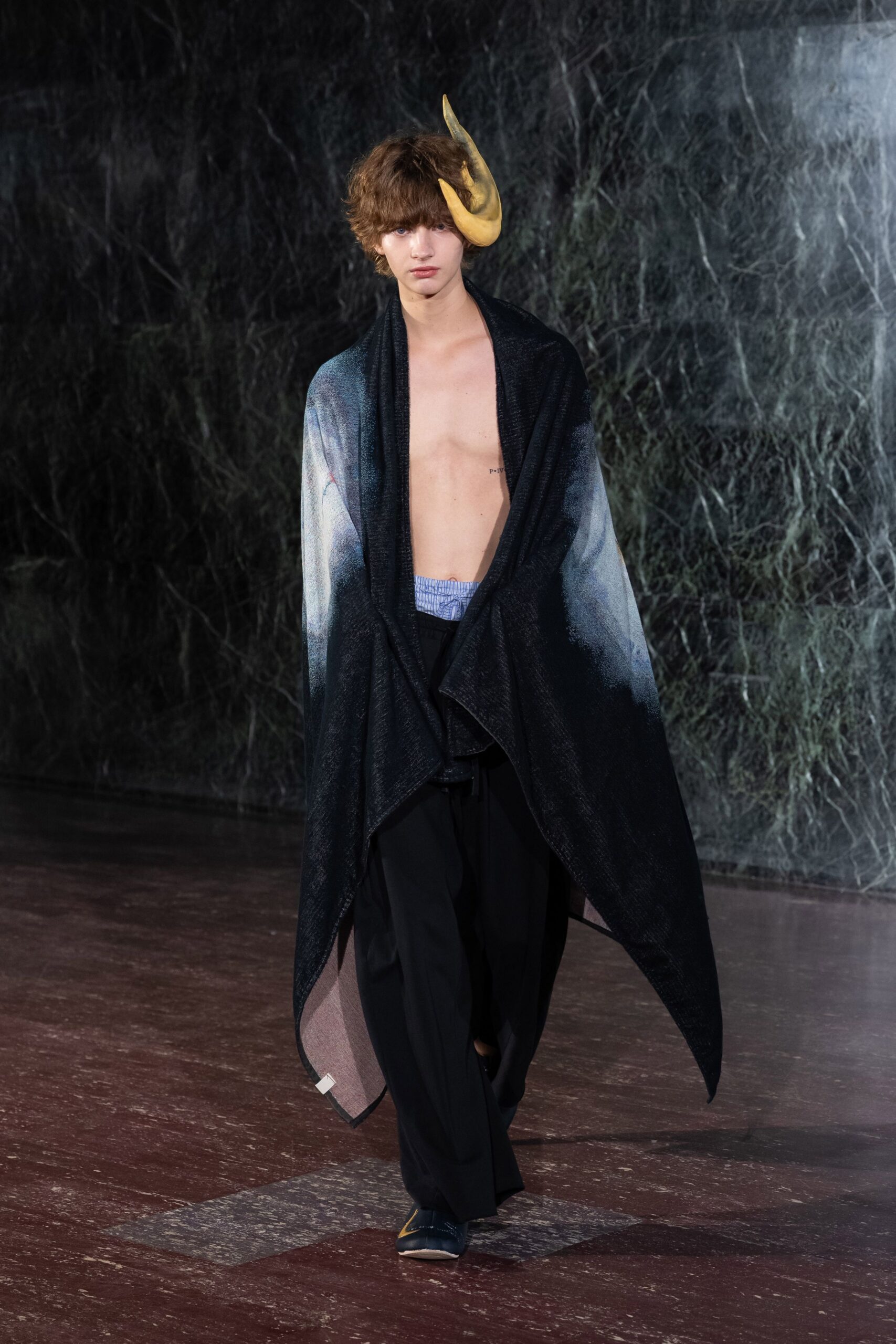 black silk sleeveless relaxed draped flowing cape