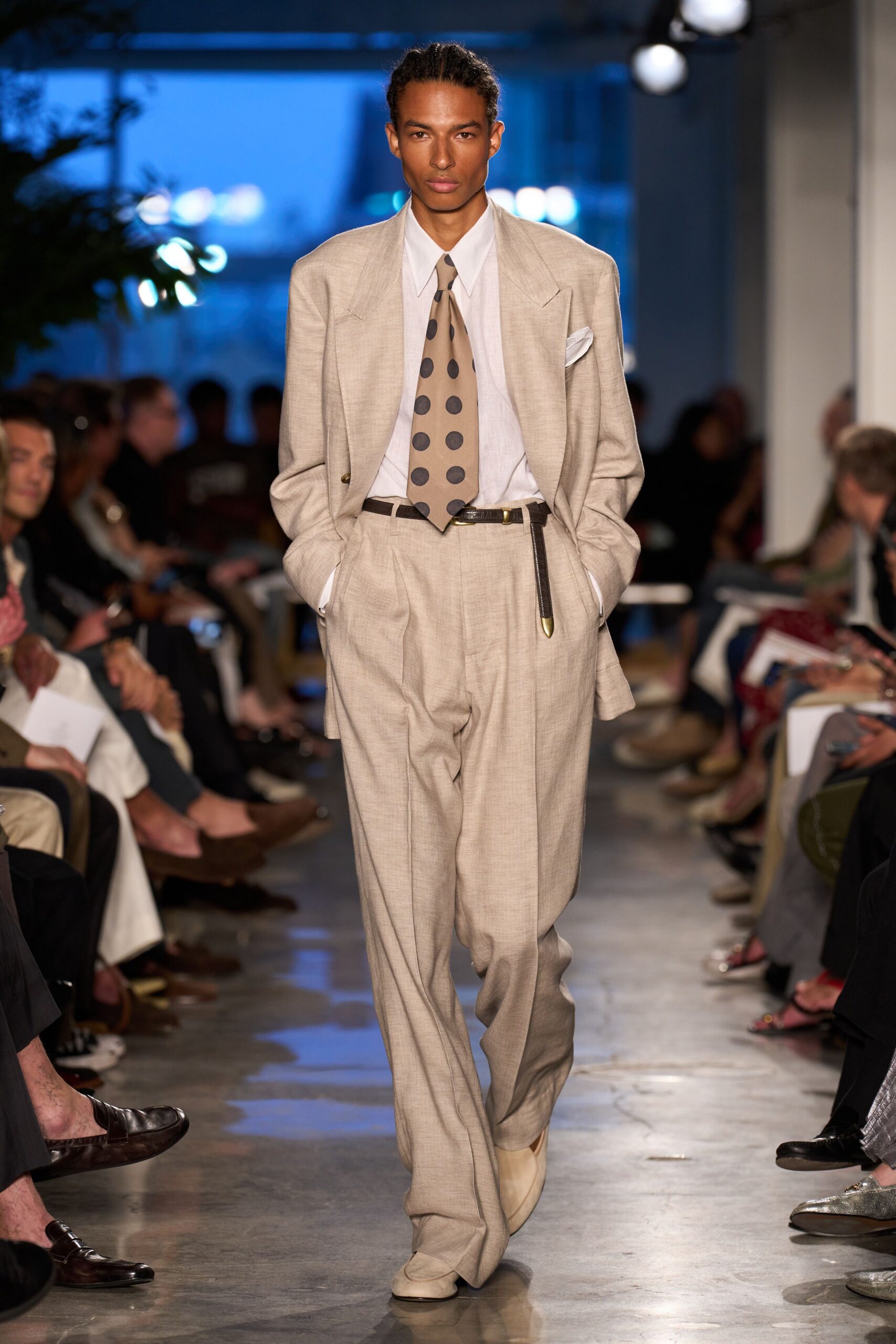beige cotton long-sleeve collared tailored buttoned pencil suit