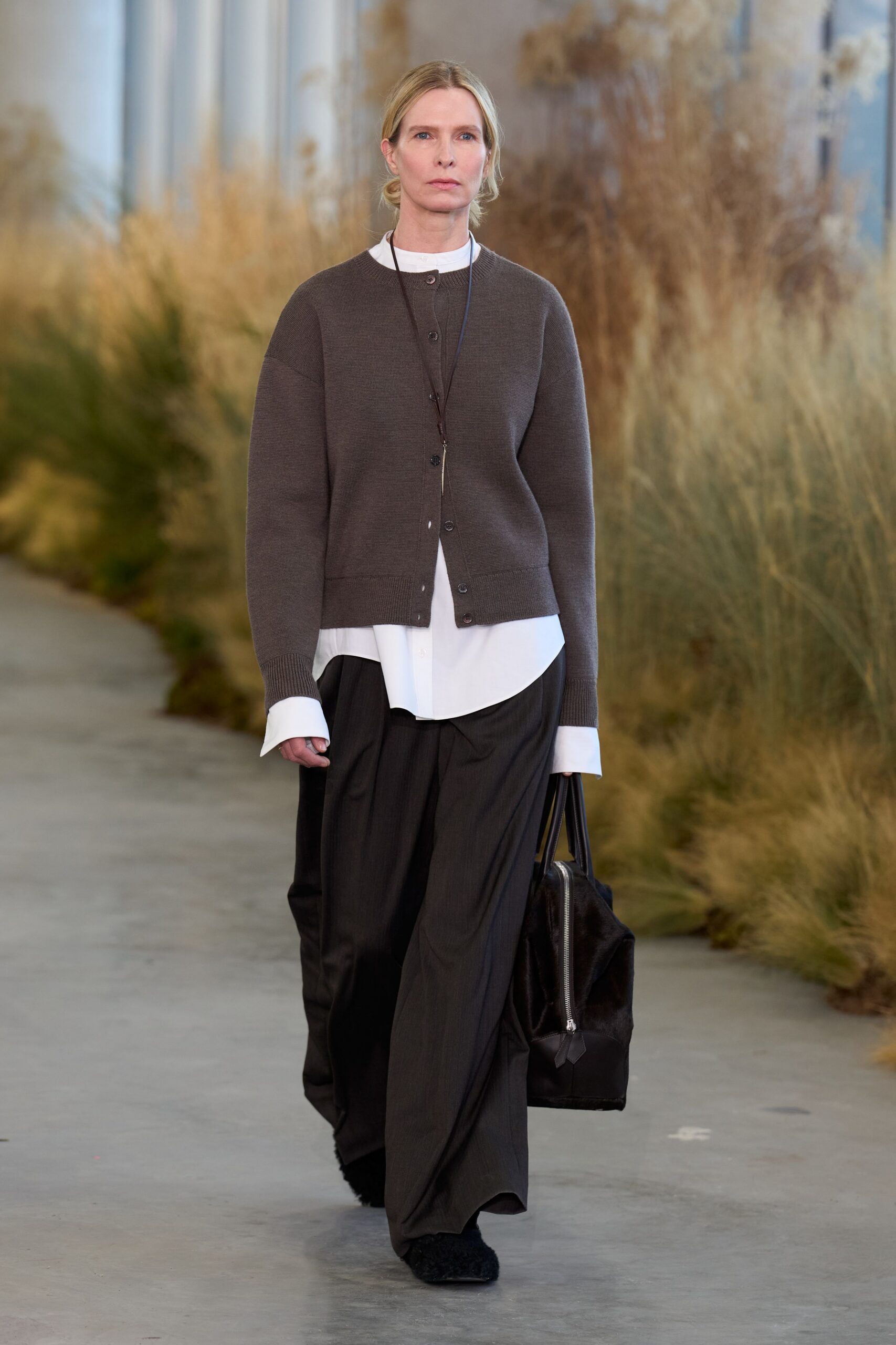 brown wool long-sleeve collared relaxed cardigan