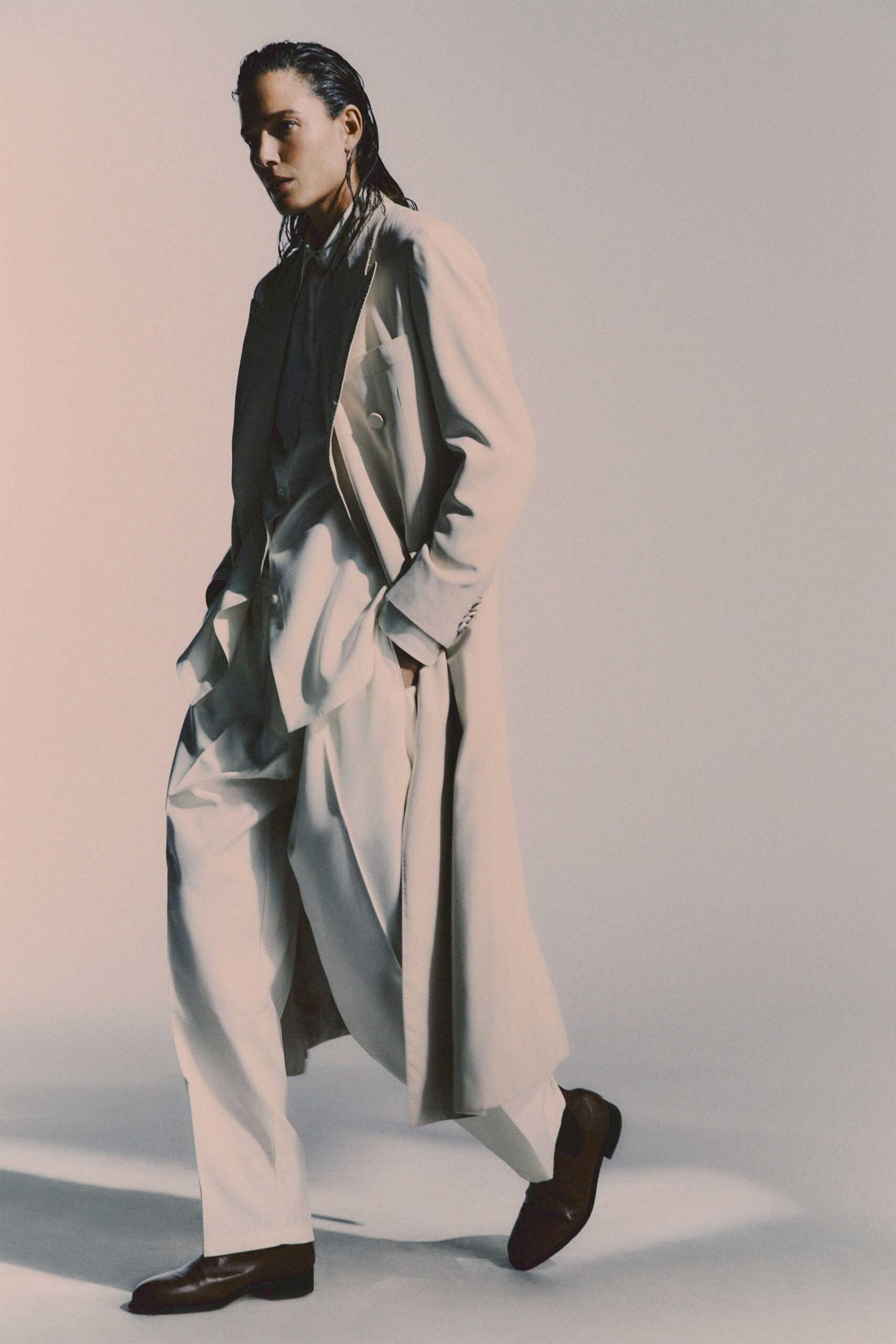 beige cotton long-sleeve collared relaxed buttoned maxi coat