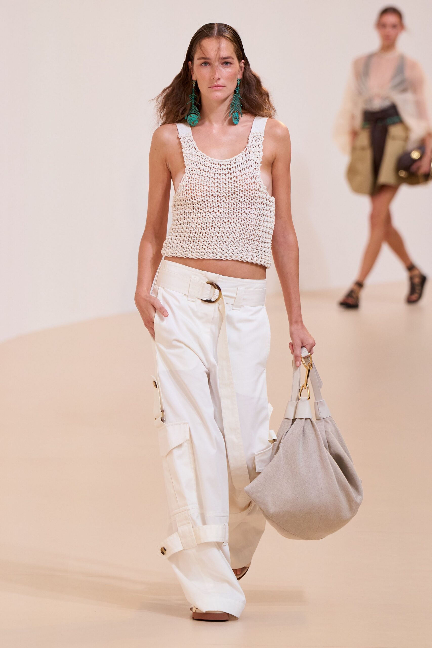 white cotton relaxed cargo pants