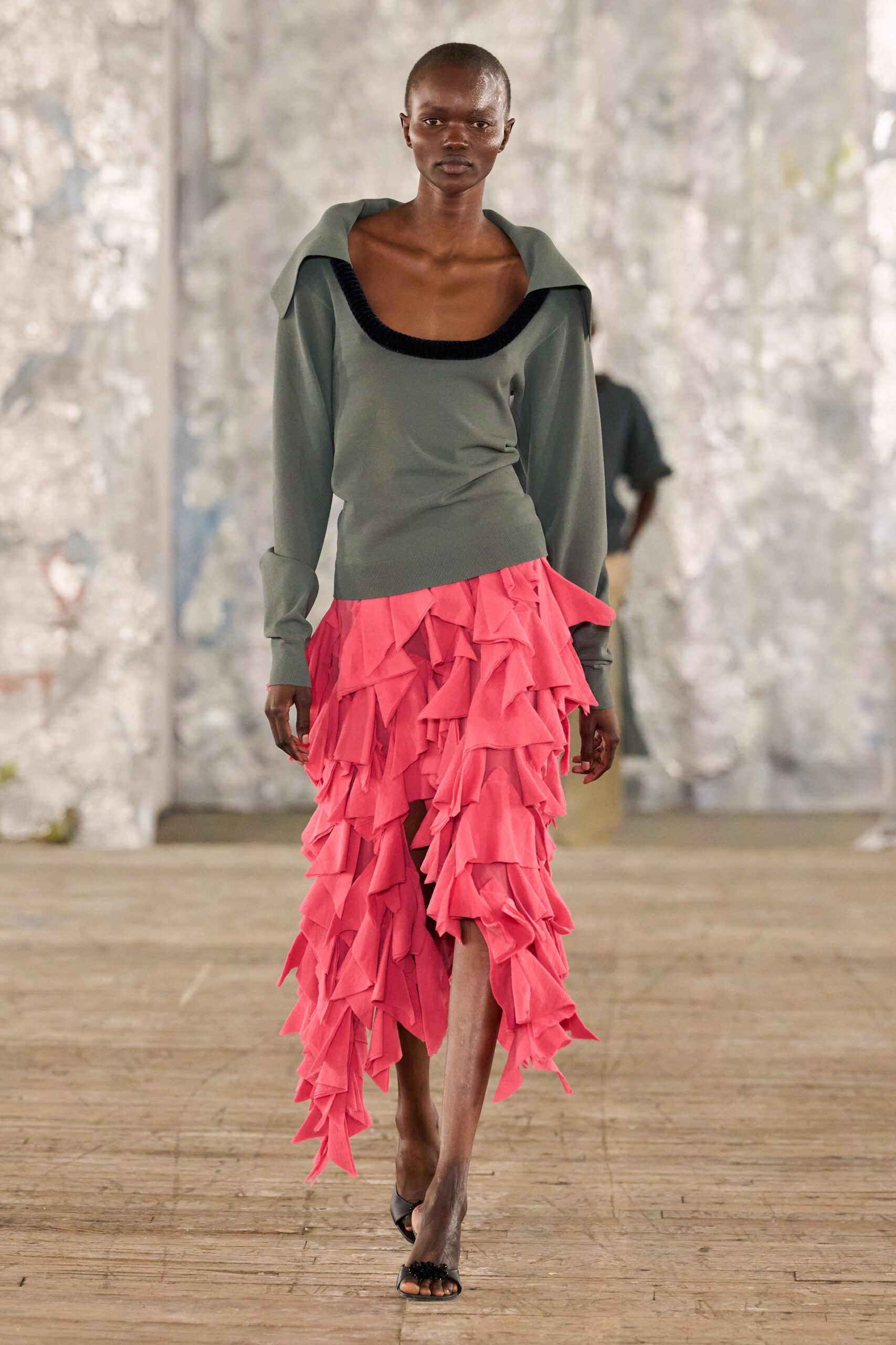 gray cotton long-sleeve off-shoulder relaxed ruffled top