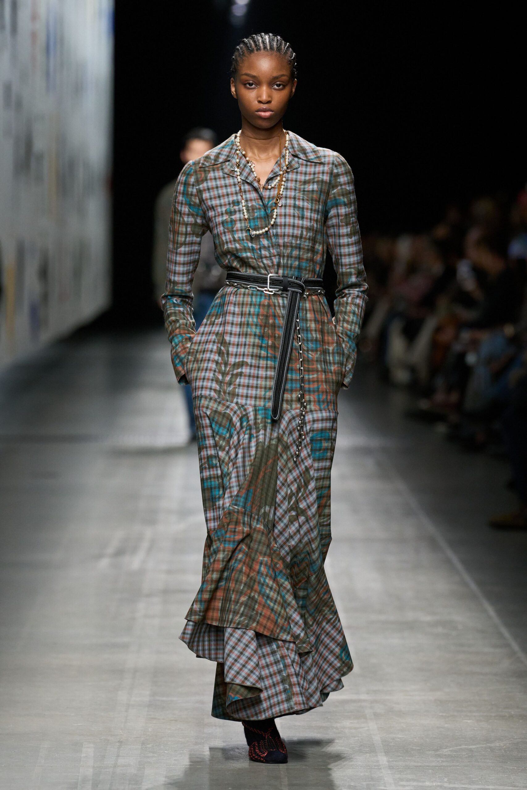 green cotton long-sleeve collared fitted checked belted shirt-dress