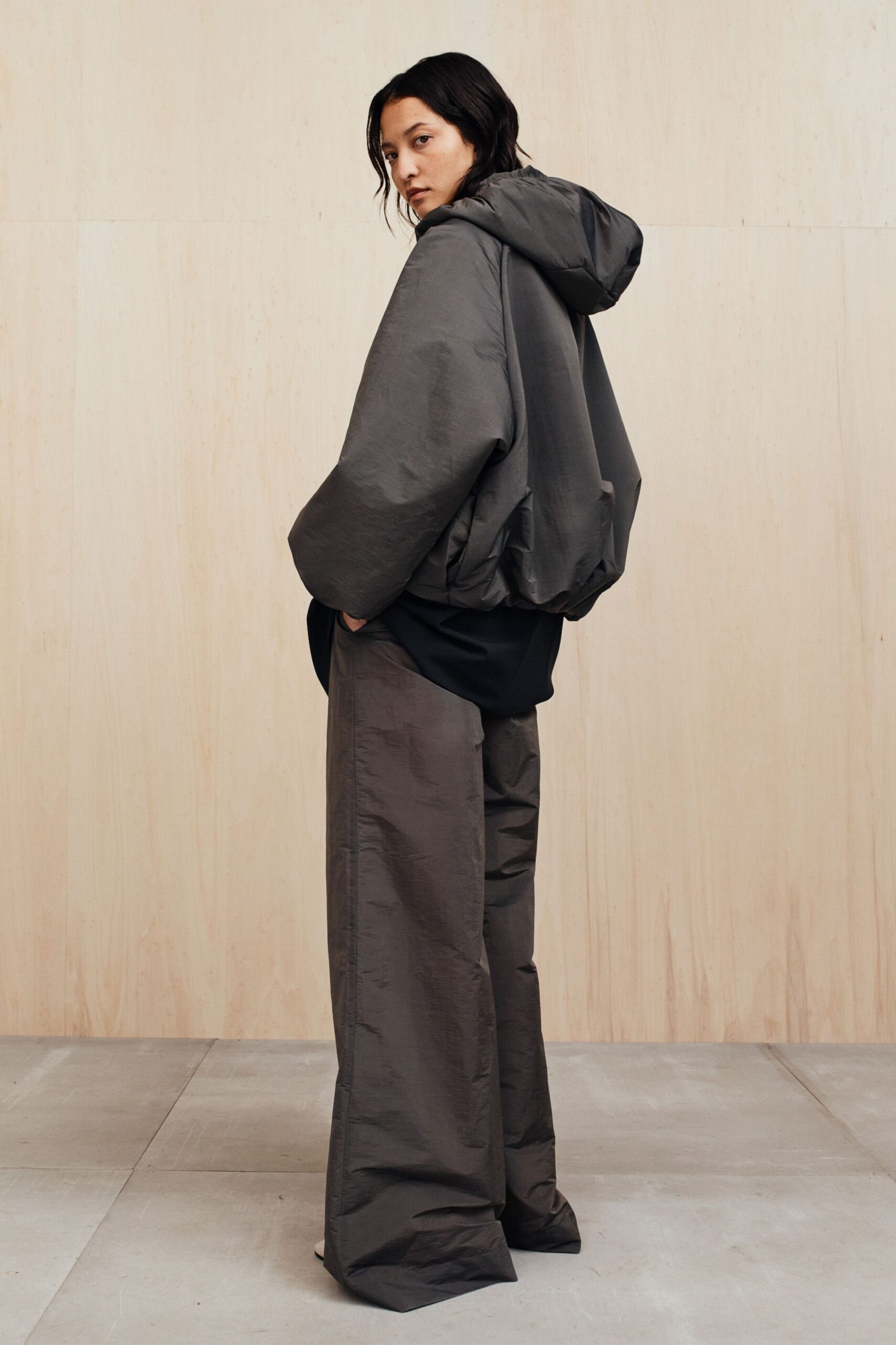 gray cotton hooded long-sleeve oversized hoodie