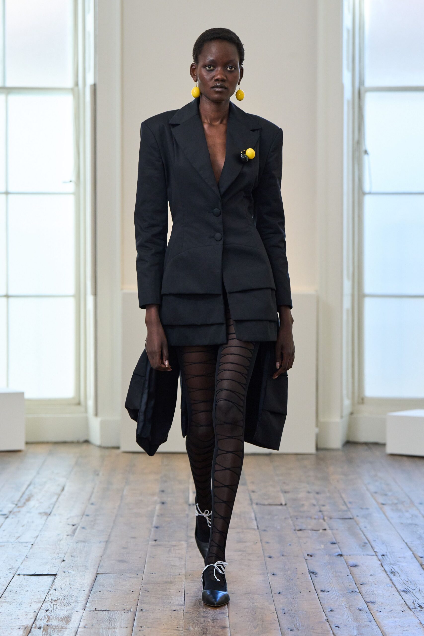 black cotton long-sleeve collared tailored buttoned layered blazer