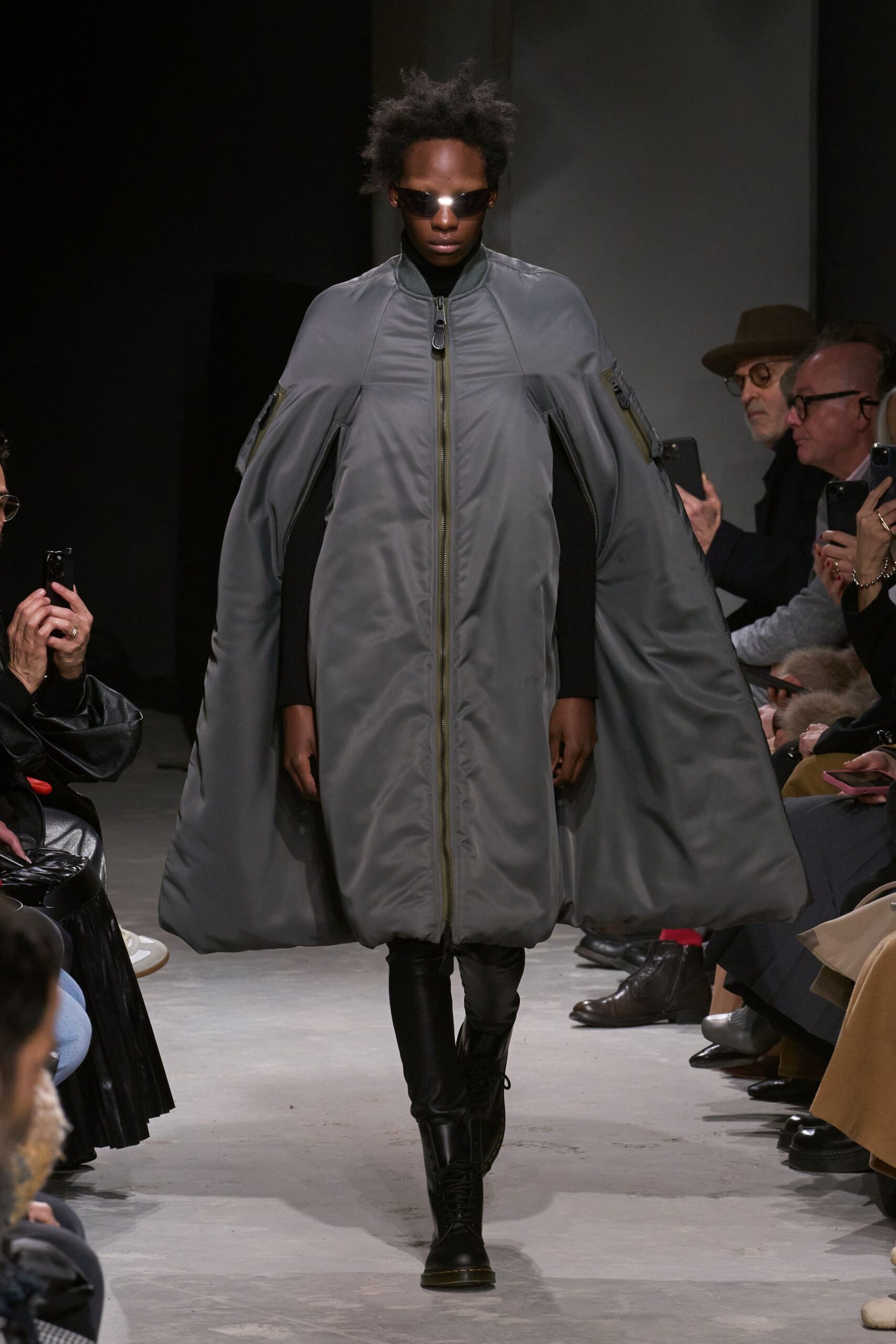 gray vinyl long-sleeve collared relaxed zippered draped coat