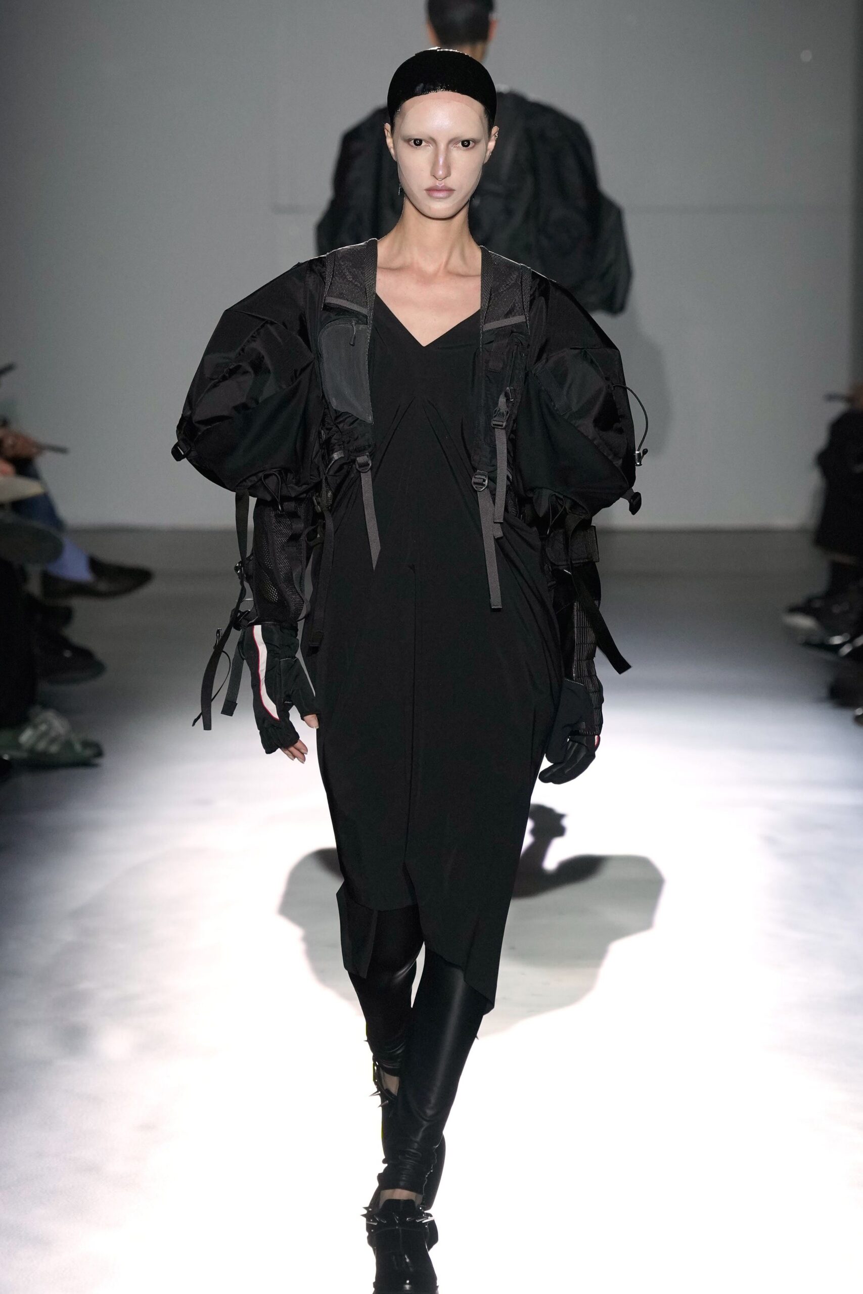 black cotton long-sleeve structured padded jacket