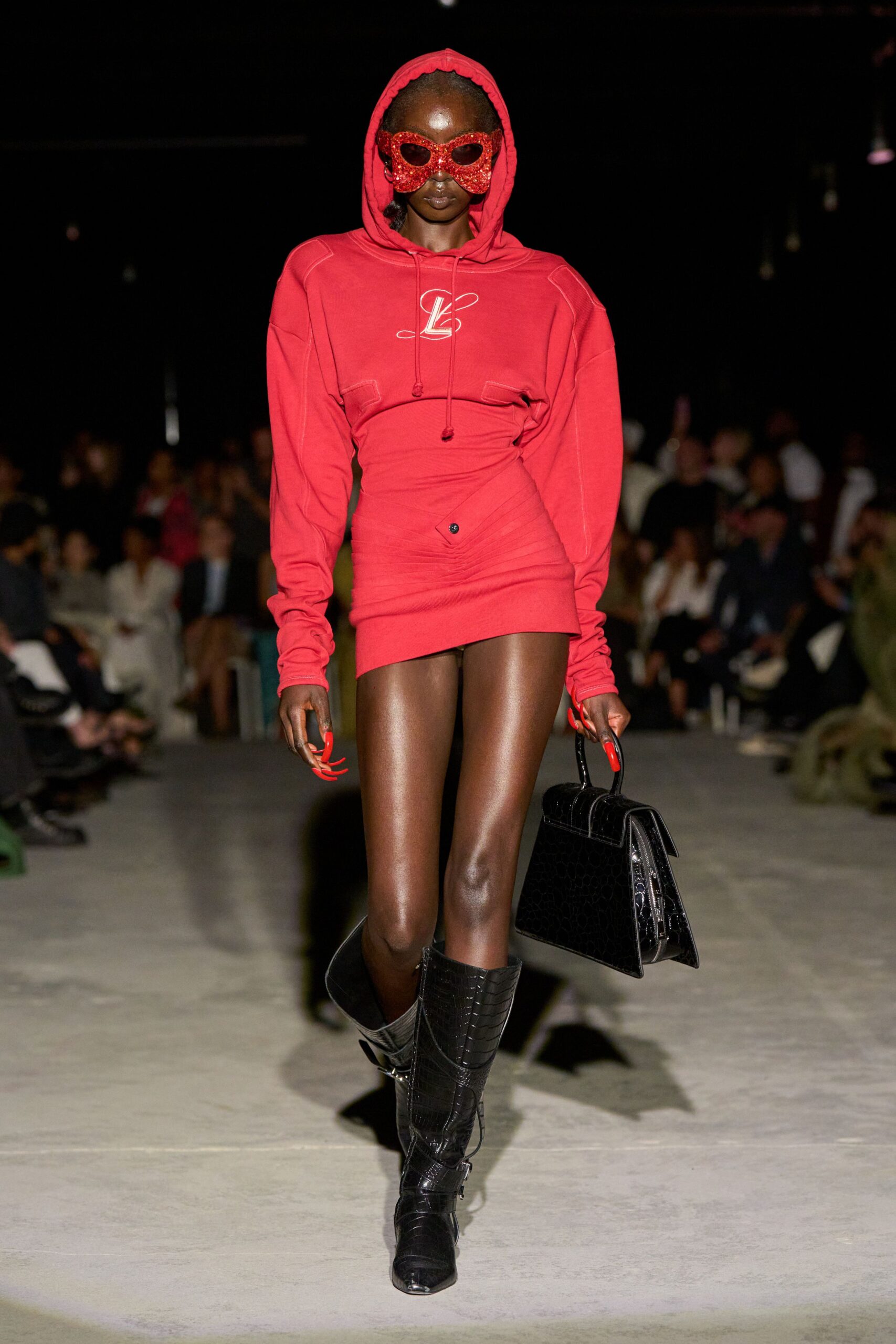 red cotton long-sleeve hooded fitted cropped hoodie