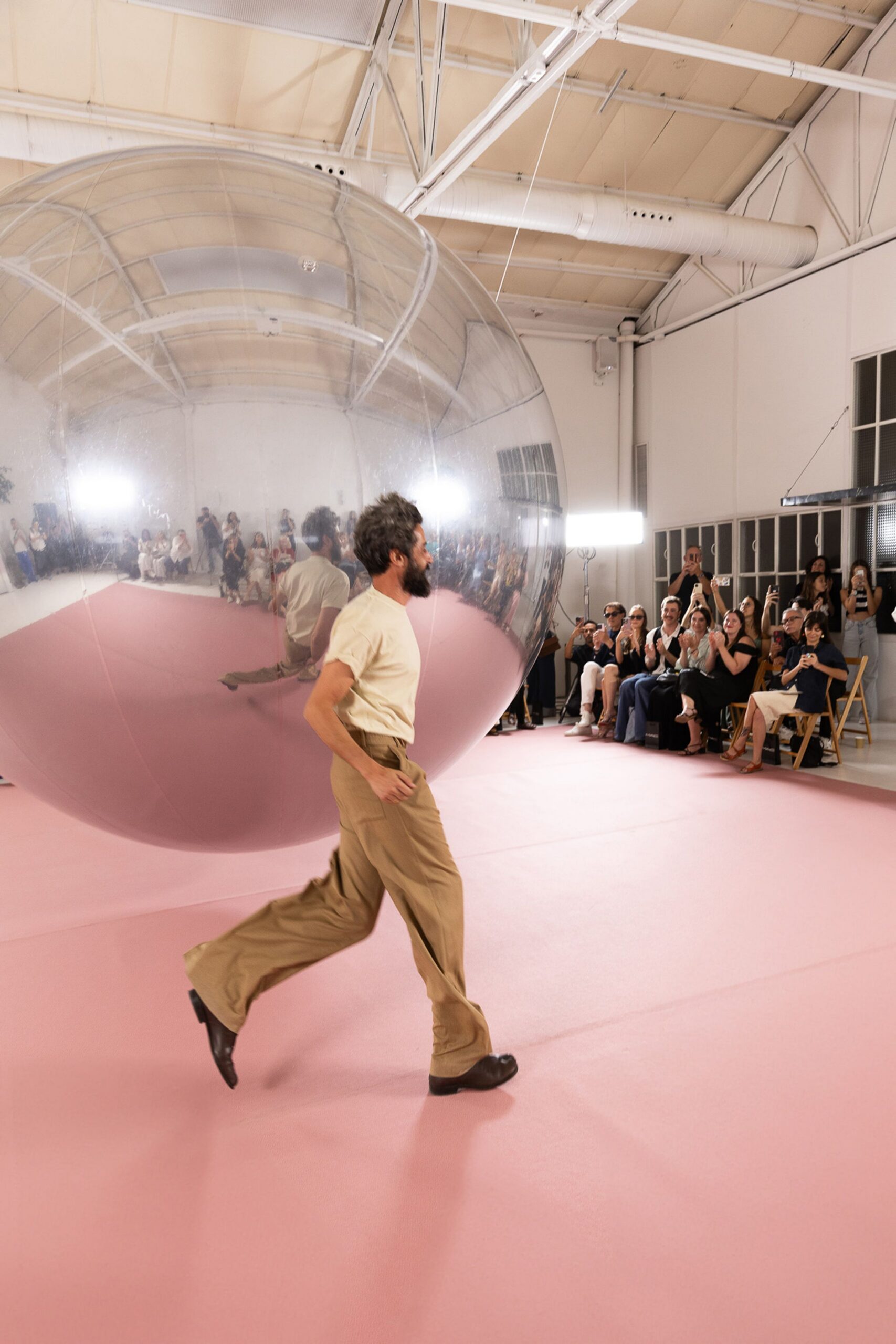 ivory short-sleeve t-shirt