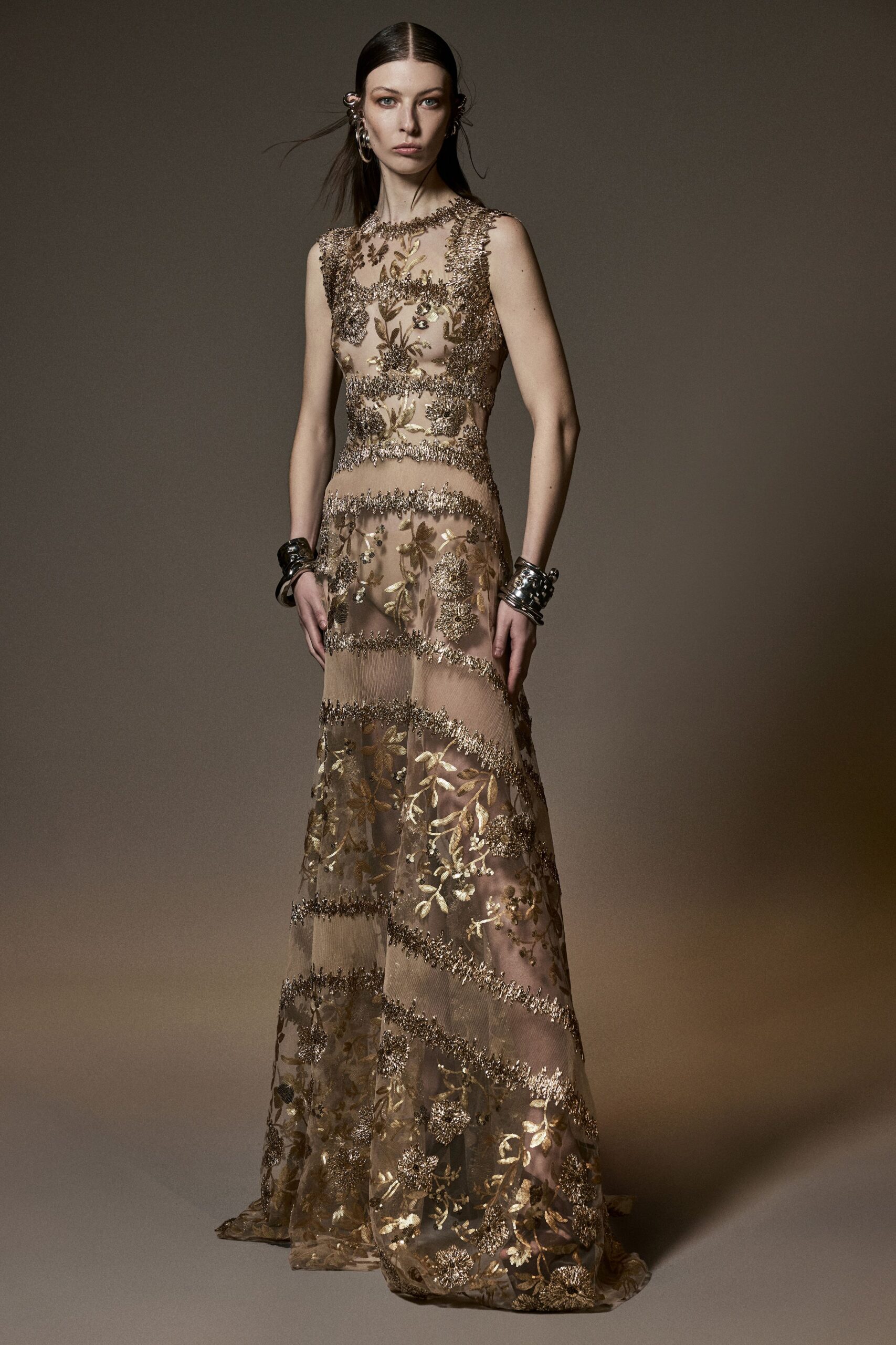 gold lace sleeveless gown