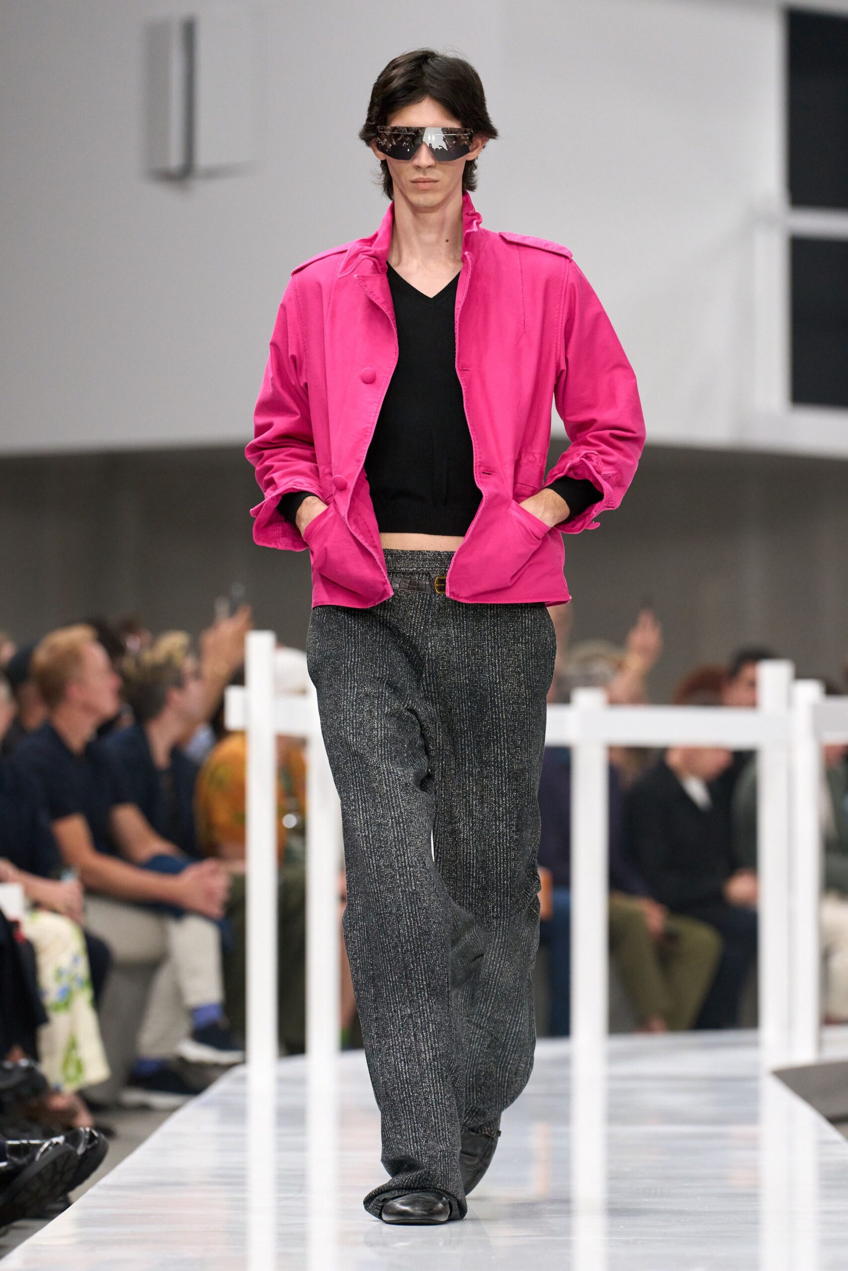 pink cotton short-sleeve relaxed zippered cropped jacket