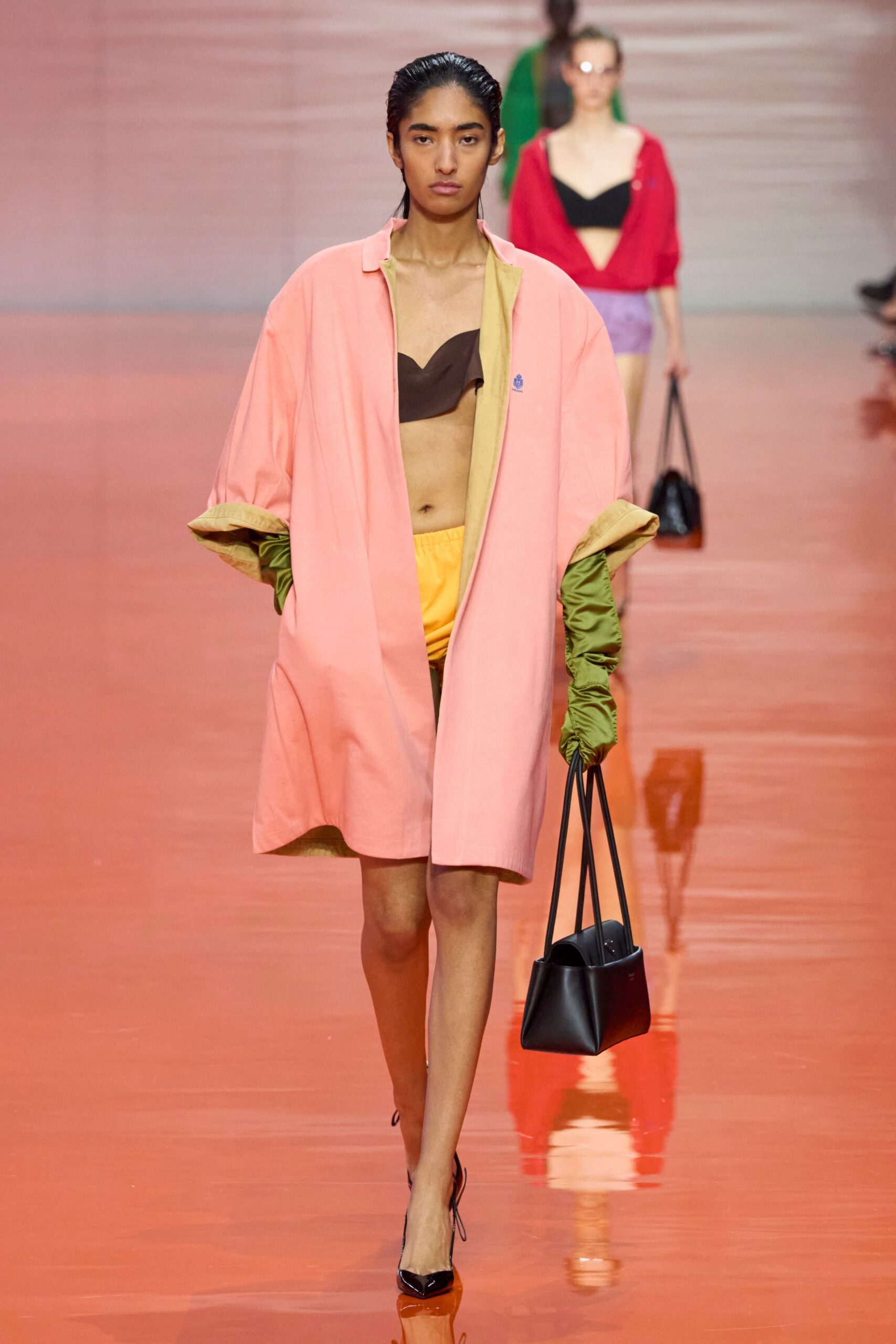 pink cotton short-sleeve collared oversized coat