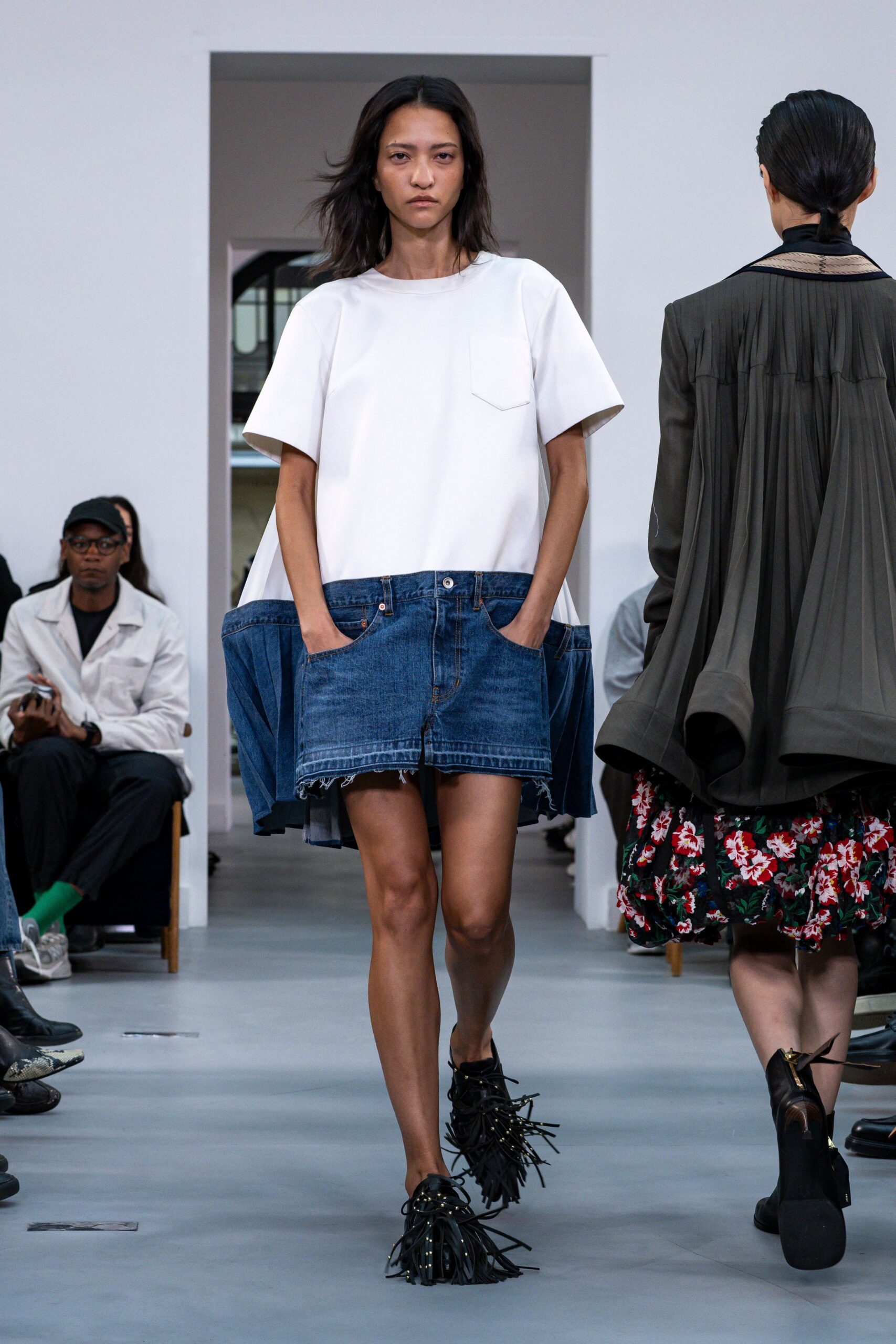 blue denim fitted high-waisted fringed mini skirt