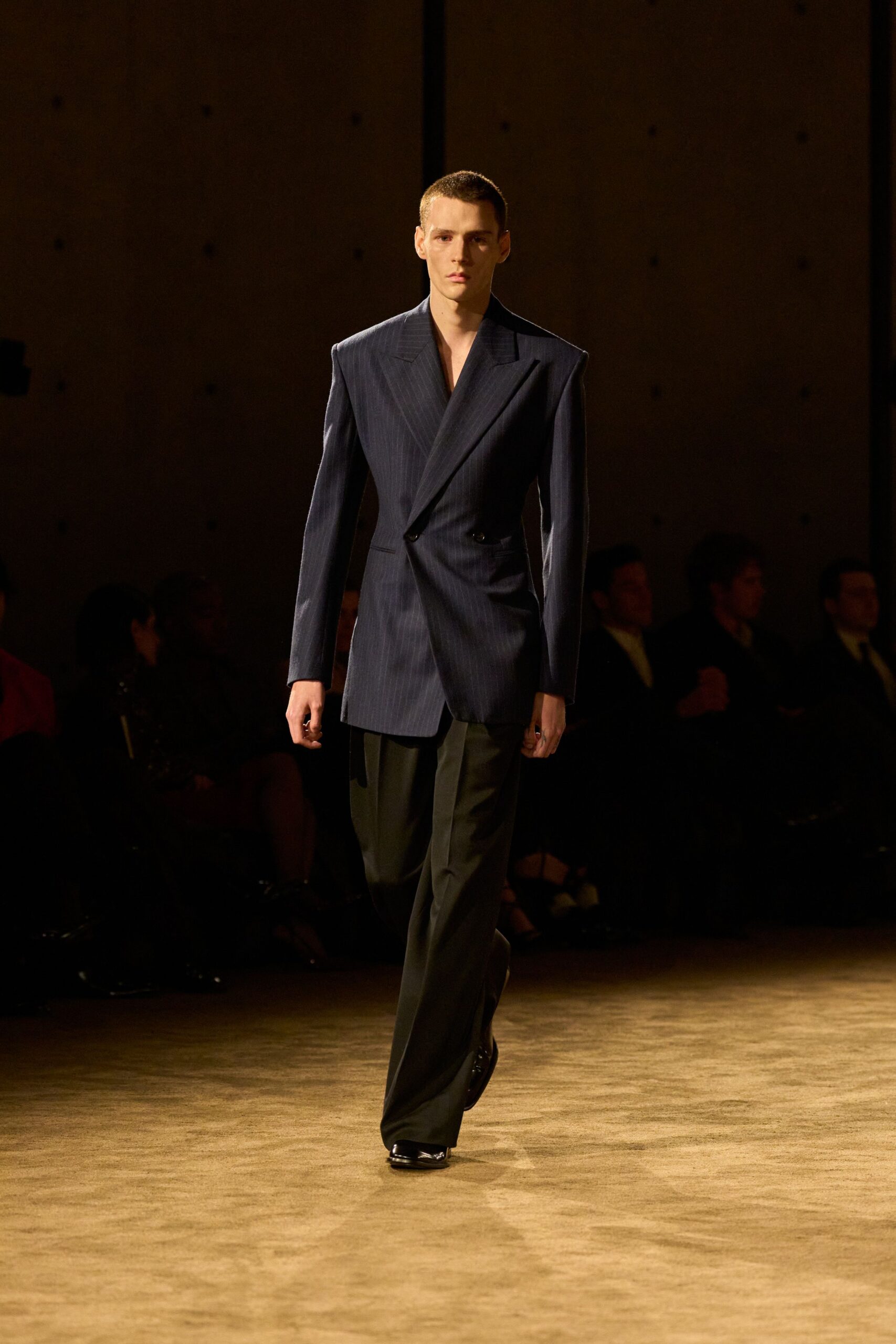 blue cotton long-sleeve collared tailored structured blazer