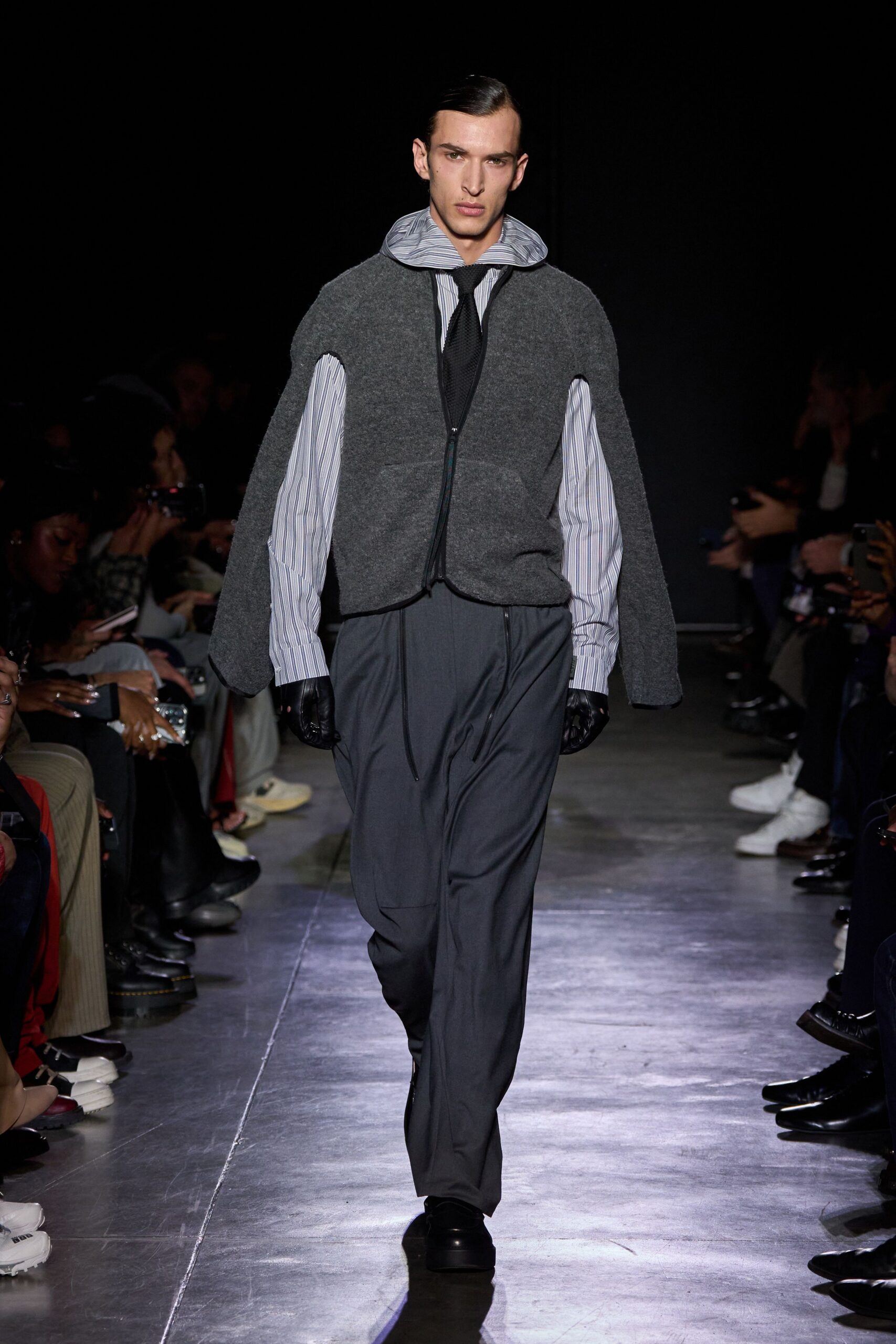 gray wool long-sleeve collared relaxed zippered jacket