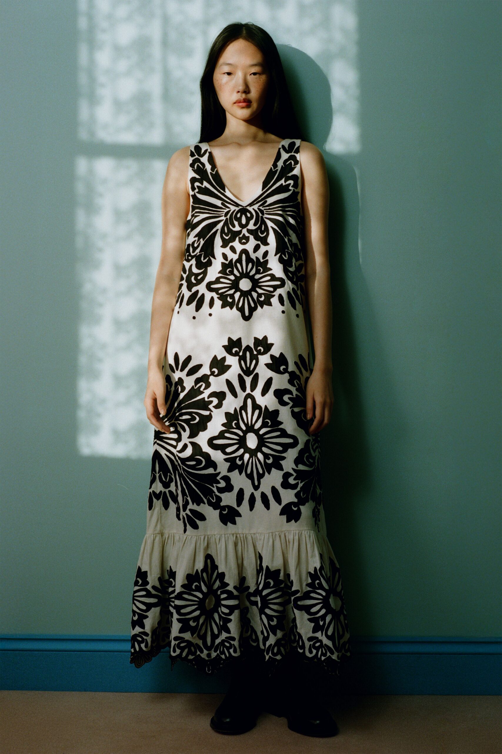black and white printed maxi dress