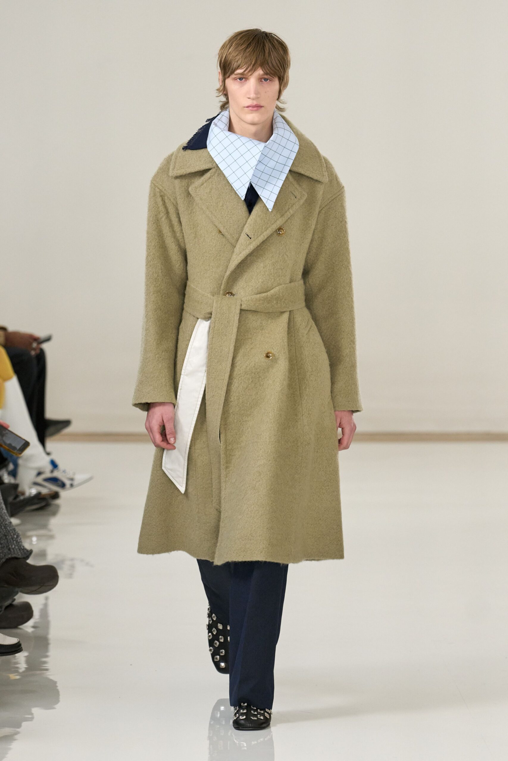 green wool long-sleeve collared relaxed belted coat