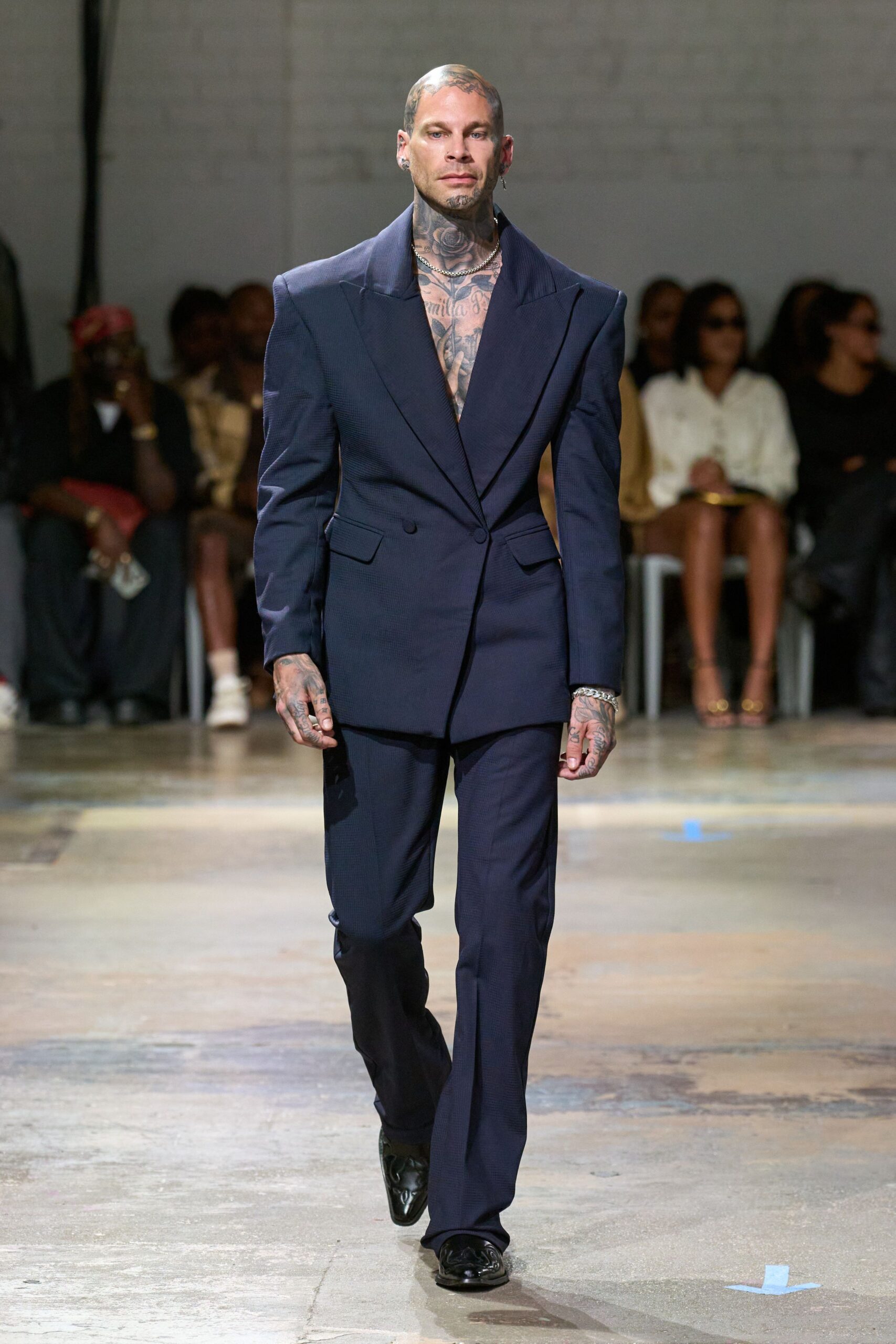 blue wool long-sleeve collared tailored buttoned suit
