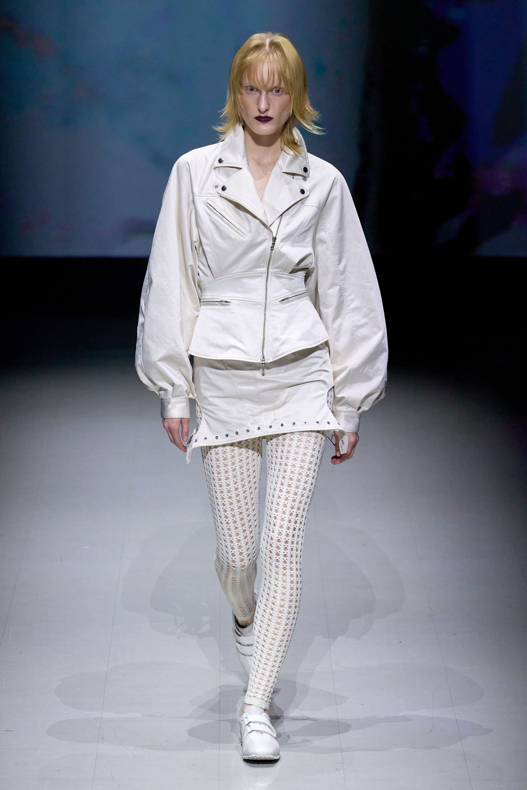 white cotton fitted textured leggings